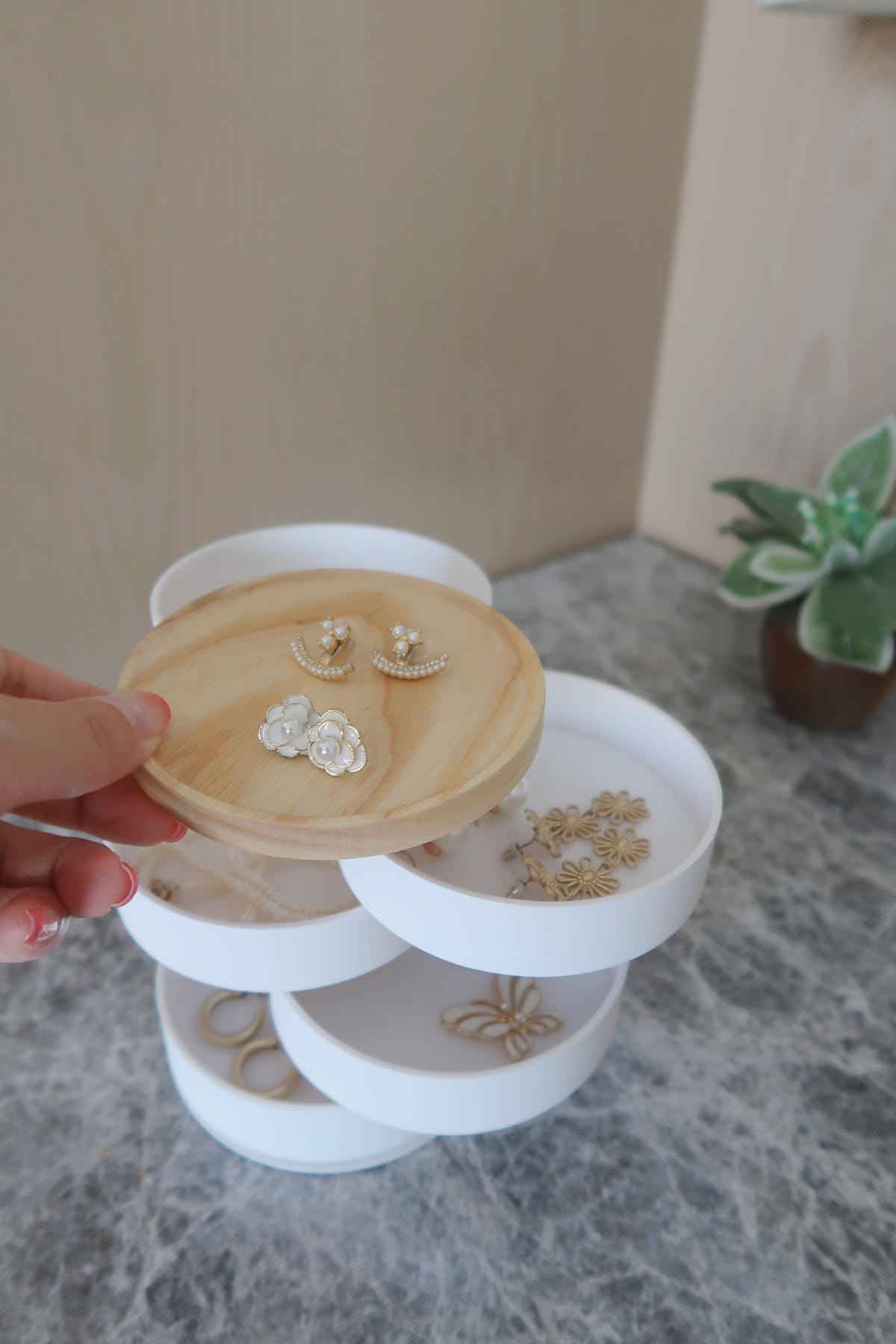 20251108-n2nn1 20251108-n2nn1