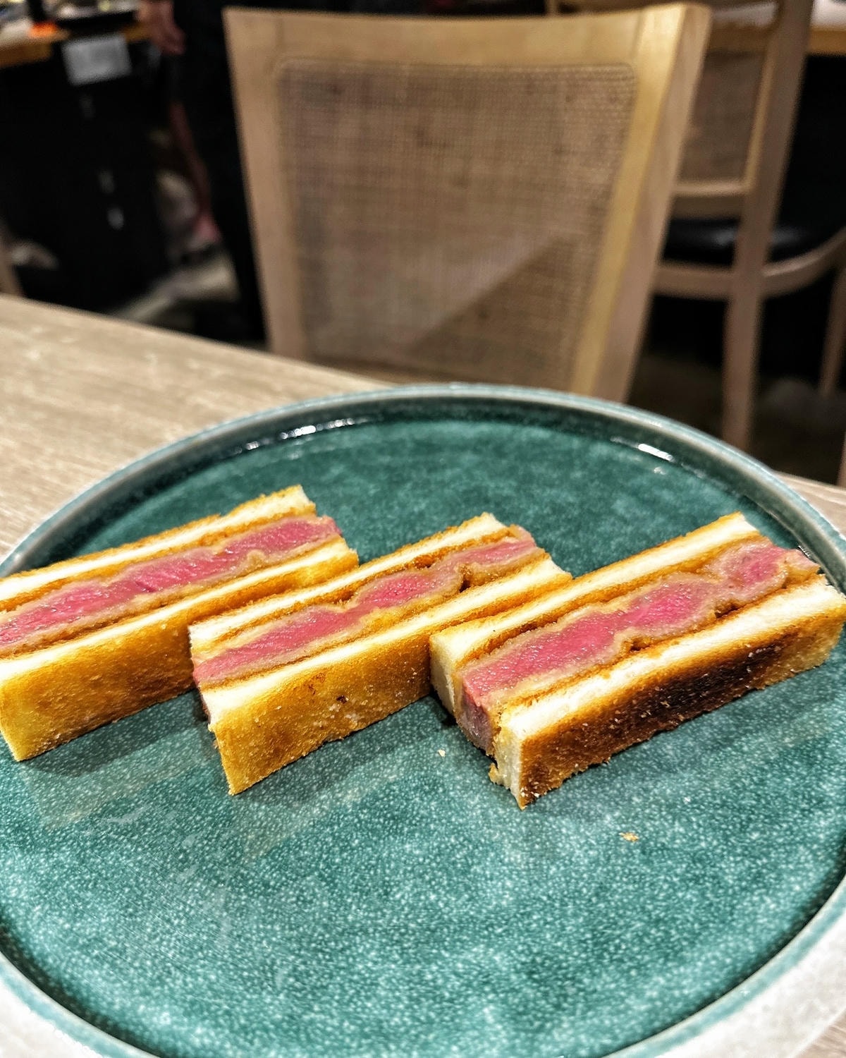 20251108-e7pkw 20251108-e7pkw