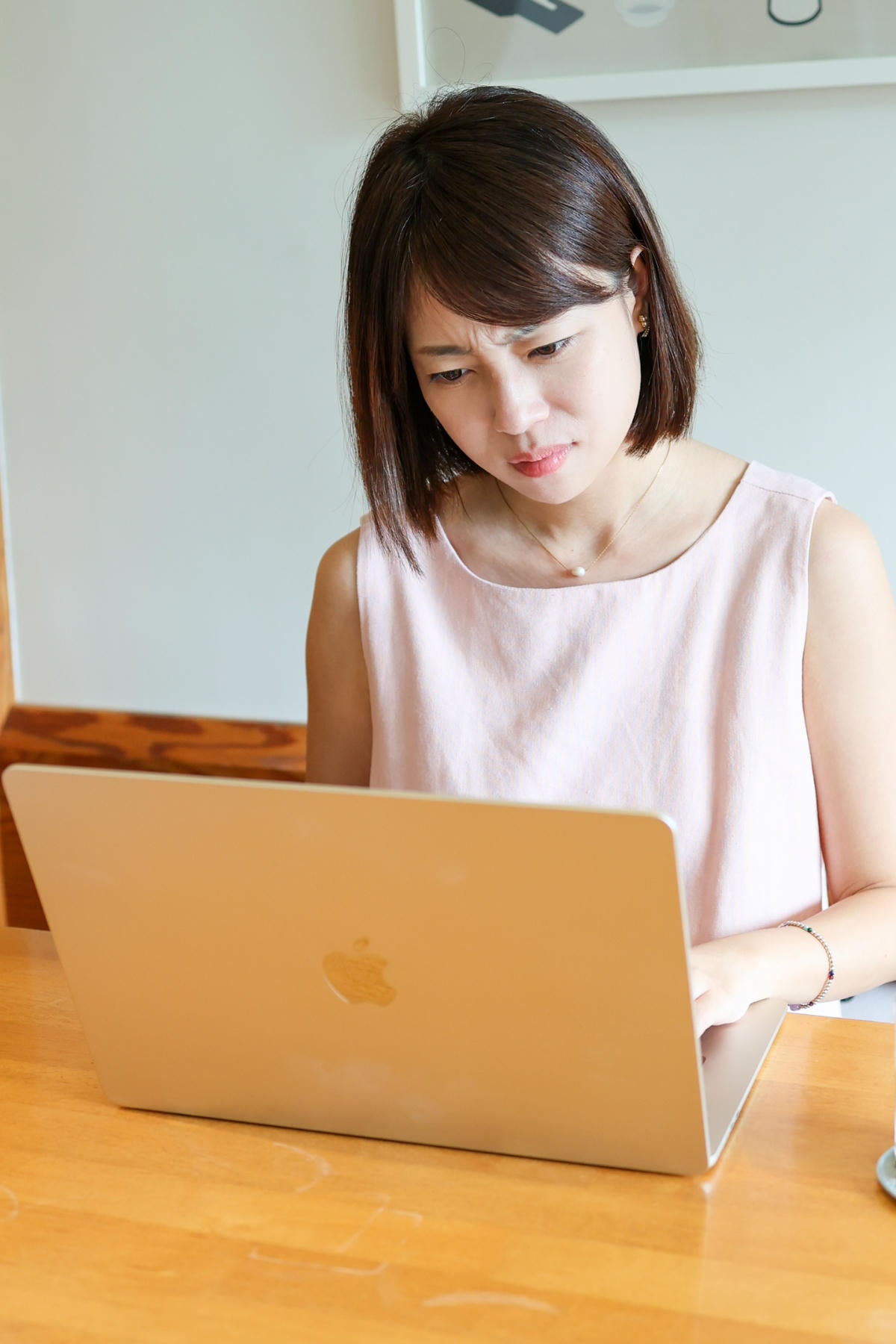 20251108-82s06 20251108-82s06