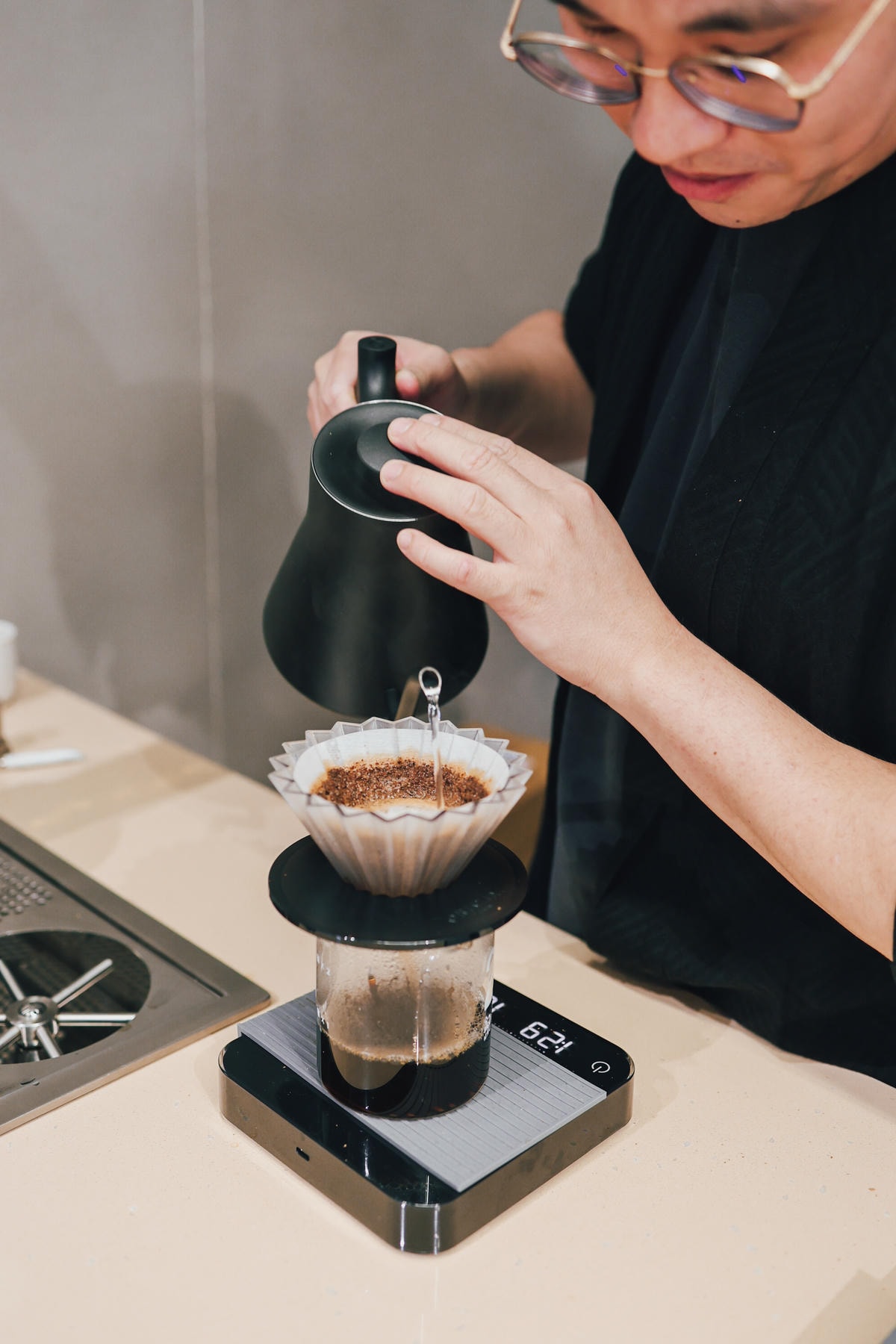 20251108-6wbl1 20251108-6wbl1