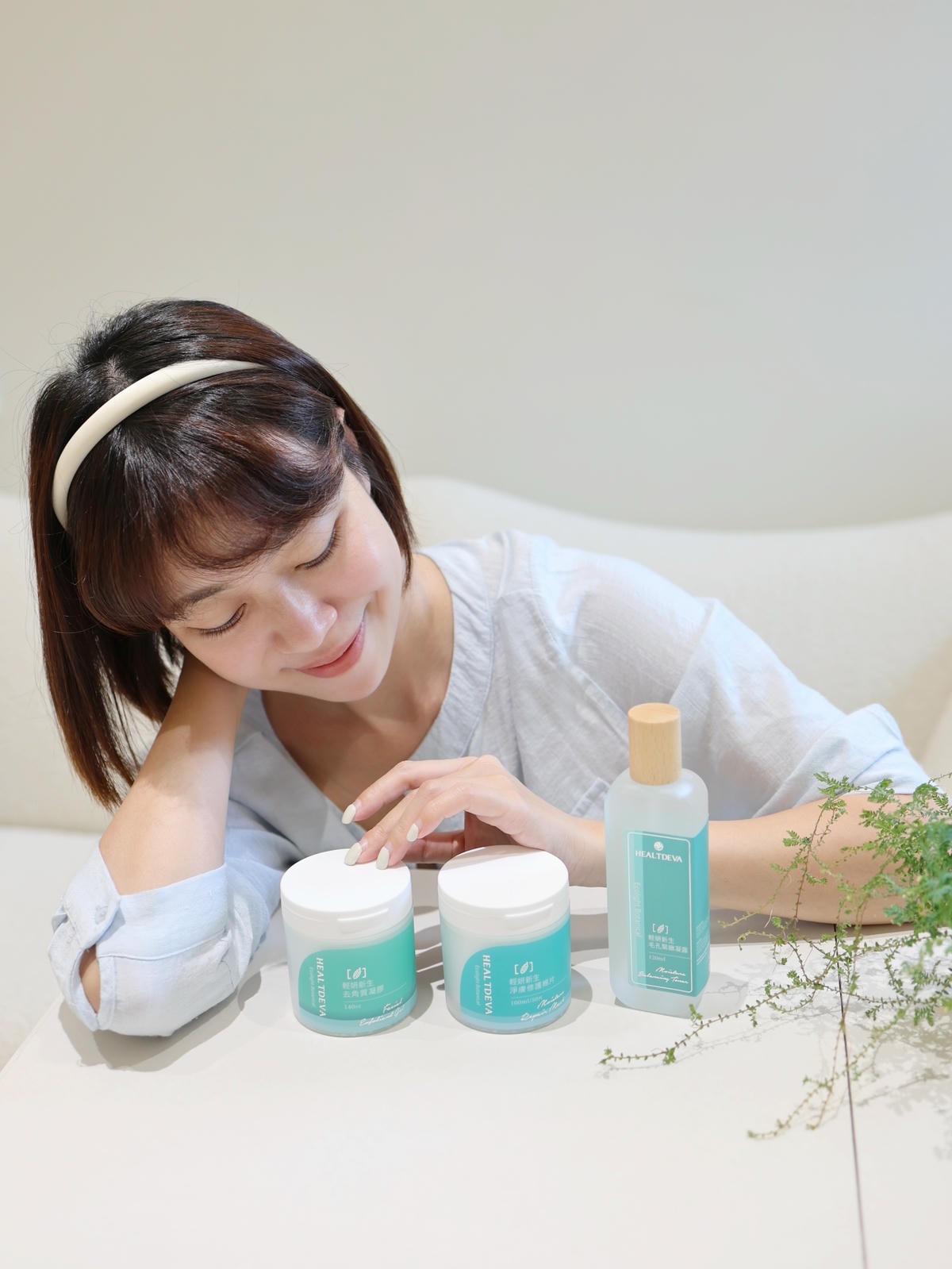 20251108-lh83m 20251108-lh83m