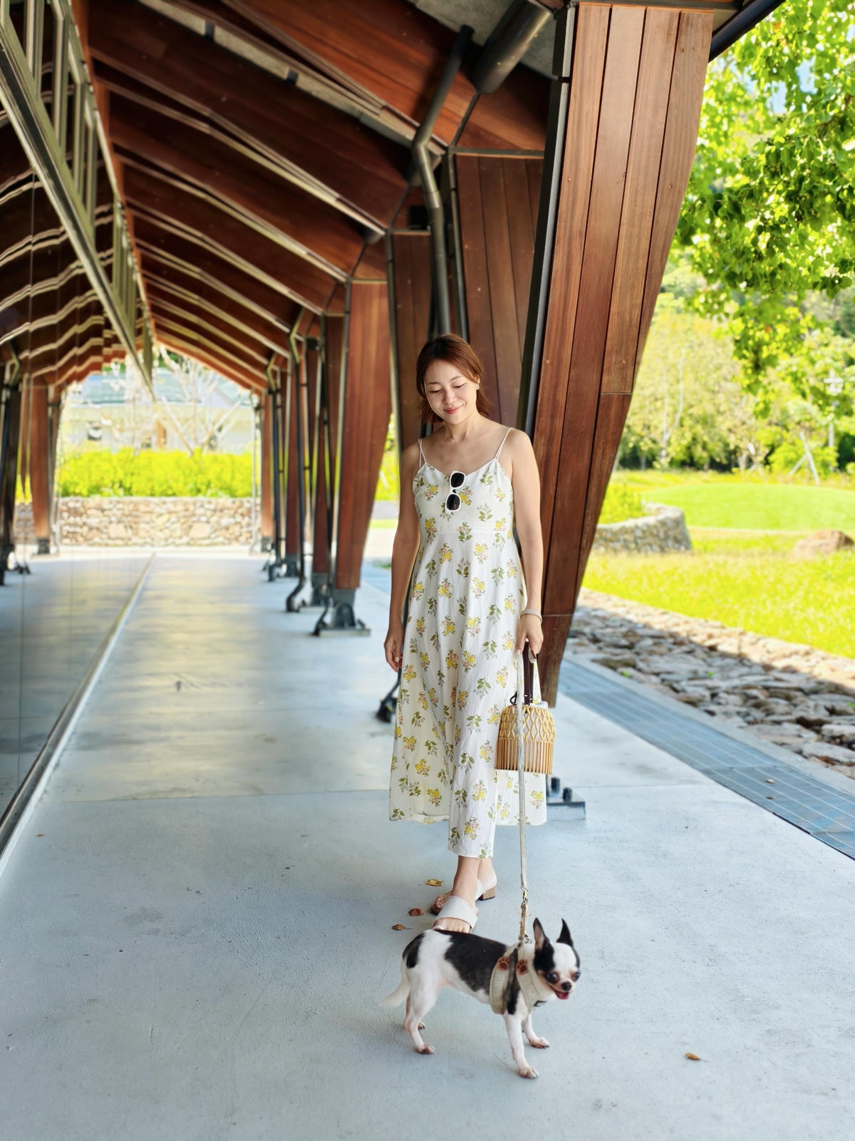 【宜蘭餐廳】礁溪新開幕|湖光山色中的玻璃茶屋《Herbell 【宜蘭餐廳】礁溪新開幕|湖光山色中的玻璃茶屋《Herbell