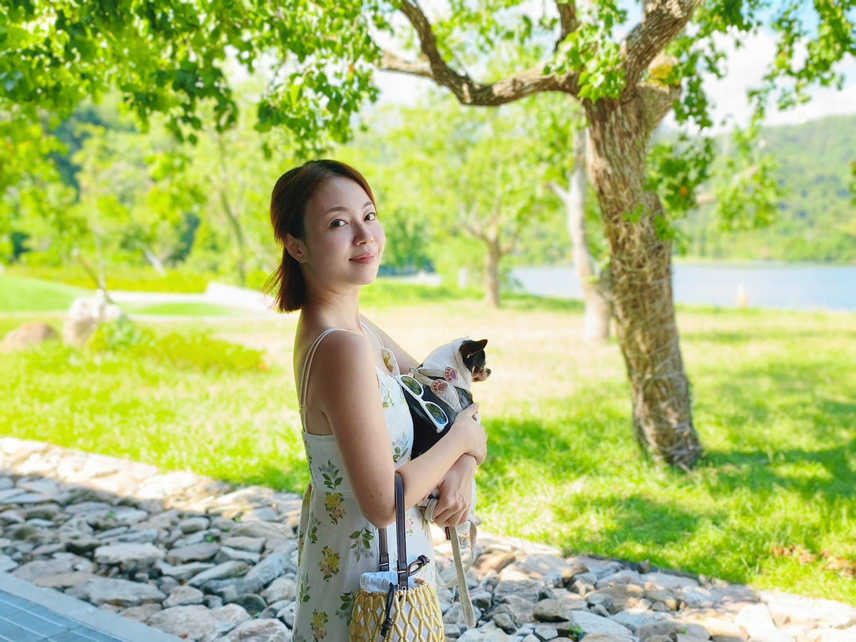 【宜蘭餐廳】礁溪新開幕|湖光山色中的玻璃茶屋《Herbell 【宜蘭餐廳】礁溪新開幕|湖光山色中的玻璃茶屋《Herbell