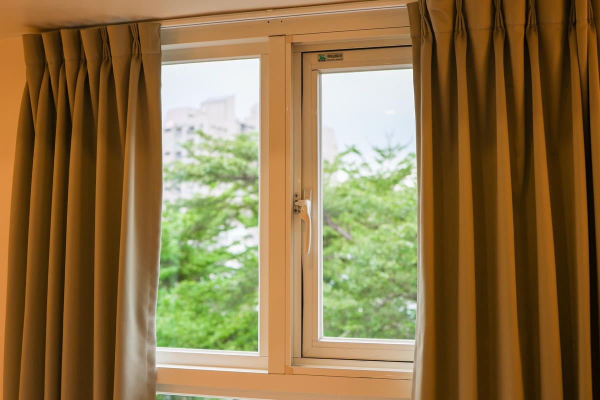 【台中住宿】西屯路上鄰近逢甲夜市，親子童趣房『葉綠宿 Gre