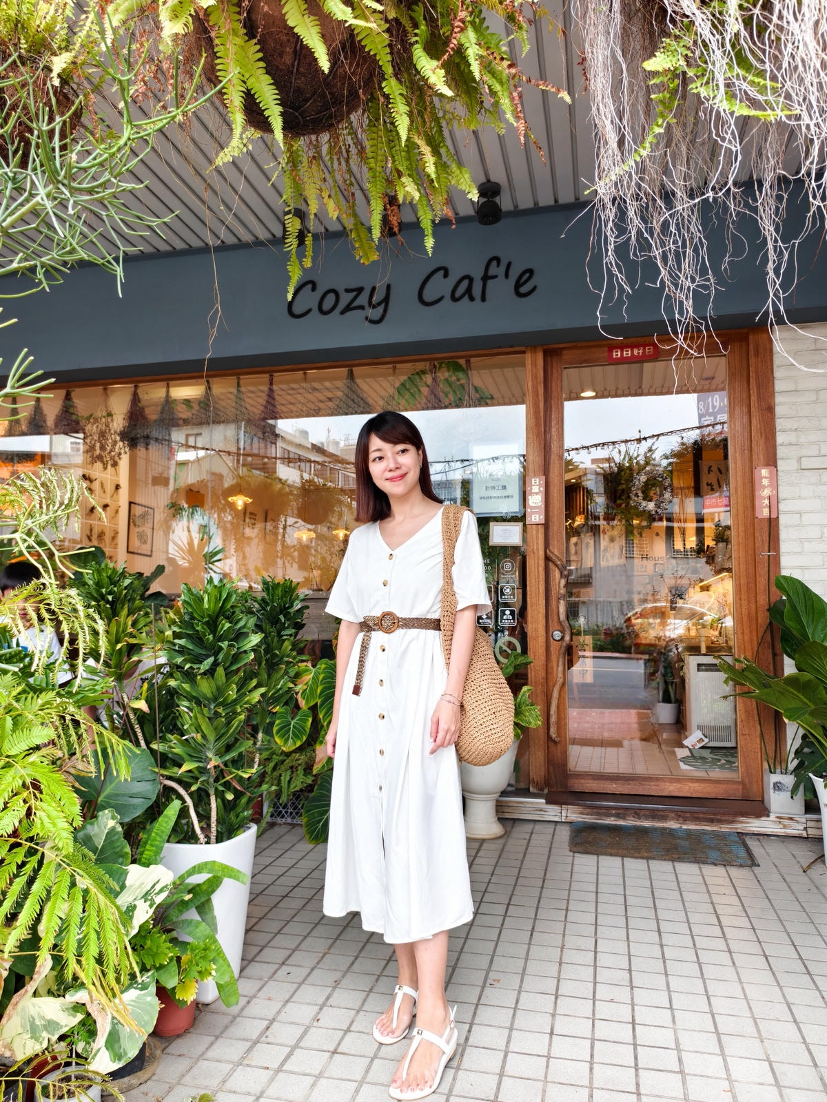 【苗栗咖啡廳推薦】鄰近火車站，綠植環繞『植感咖啡 Botan