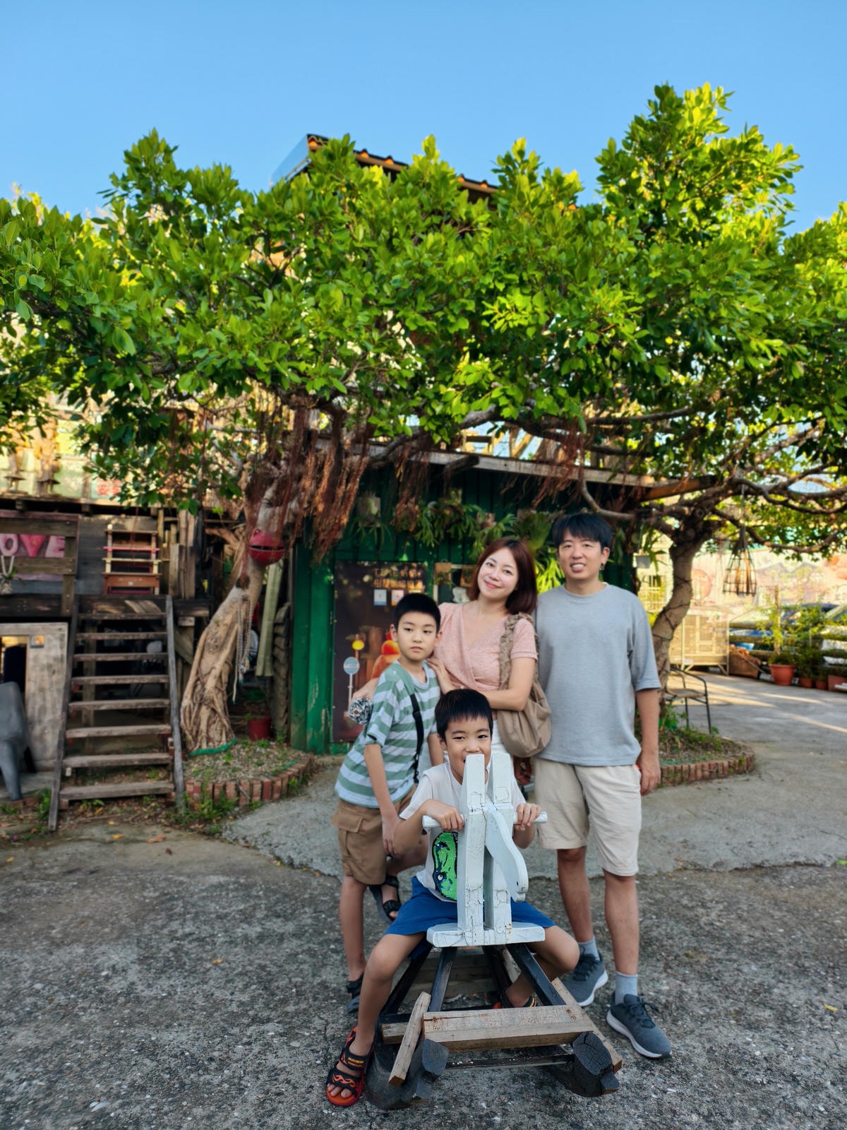 【萬里親子一日遊推薦】吃秋蟹『楓味萬里蟹』、免費足湯溫泉蛋『 【萬里親子一日遊推薦】吃秋蟹『楓味萬里蟹』、免費足湯溫泉蛋『