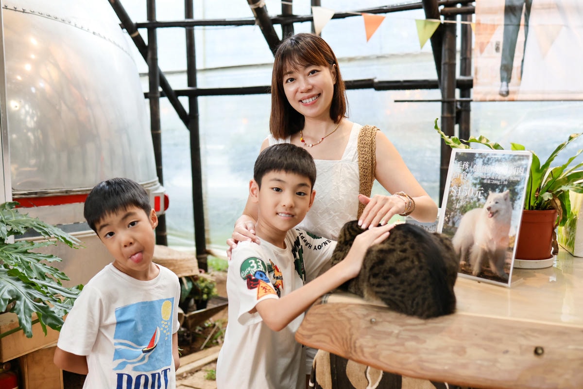 【苗栗豪華露營】苗栗卓蘭『橘舍三食』入住Airstream 