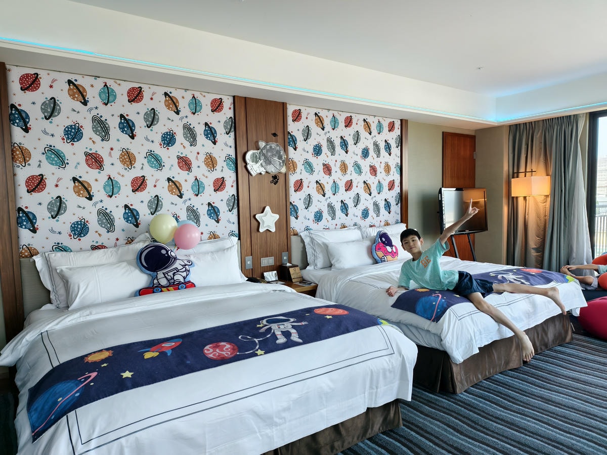 【北部親子飯店】『福容大飯店 淡水漁人碼頭』太空電玩房兩天一 【北部親子飯店】『福容大飯店 淡水漁人碼頭』太空電玩房兩天一