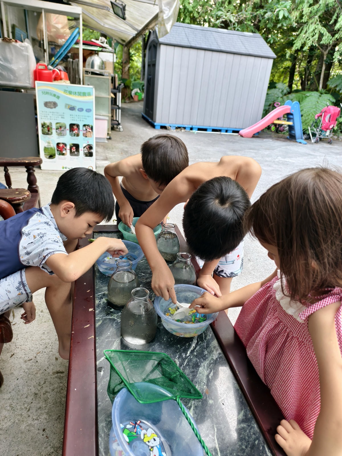 【宜蘭親子景點】田媽媽花泉休閒農場|野薑花海、清涼湧泉戲水池 【宜蘭親子景點】田媽媽花泉休閒農場|野薑花海、清涼湧泉戲水池