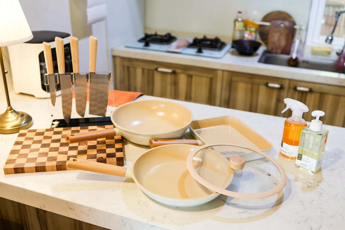 【鍋具推薦】簡約耐看！一體成型，導熱效果快【義大利CUOCO