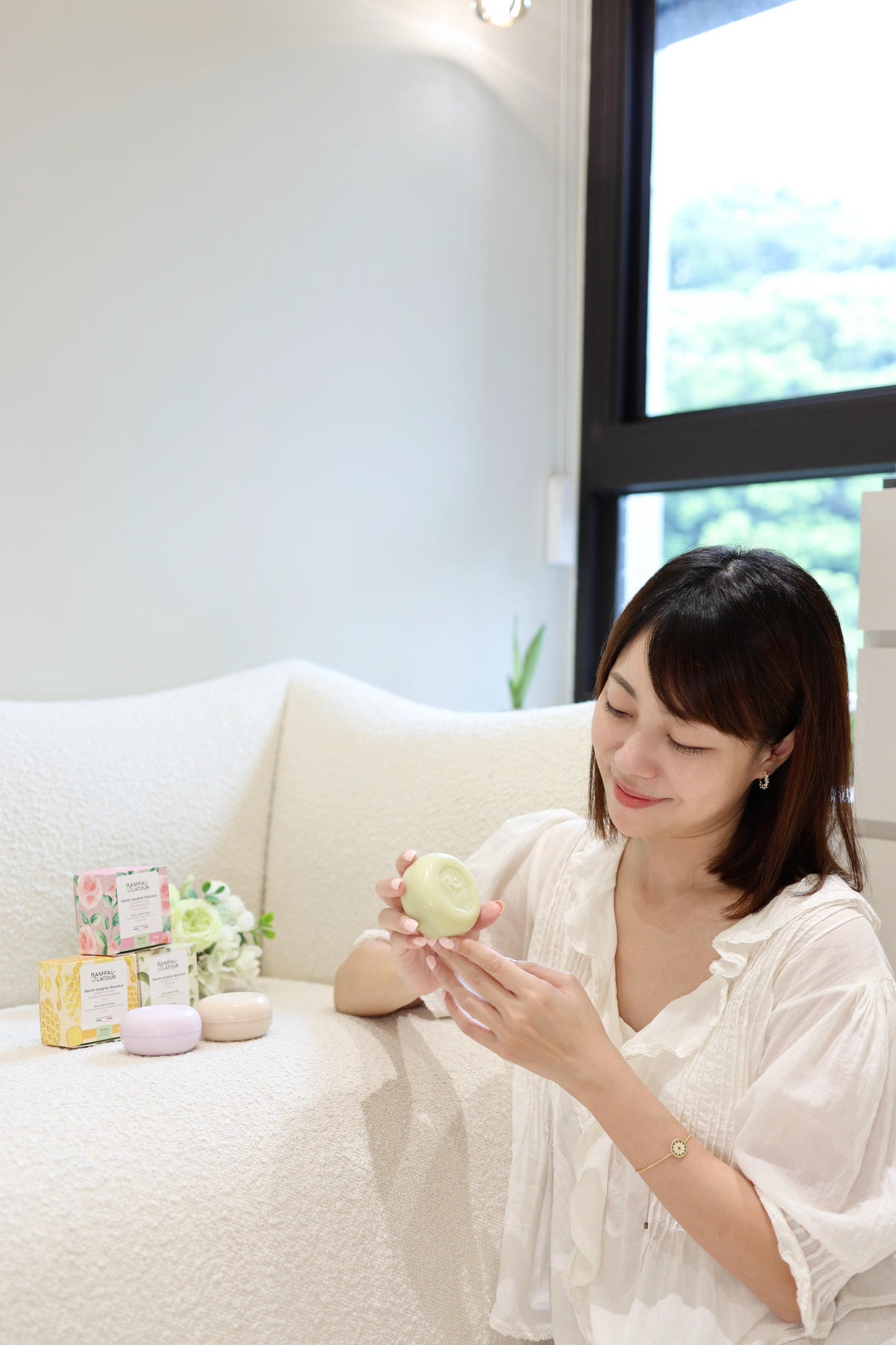 【香皂推薦】越洗越保濕,南法香頌『超潤甜杏仁油香皂』分享 【香皂推薦】越洗越保濕,南法香頌『超潤甜杏仁油香皂』分享