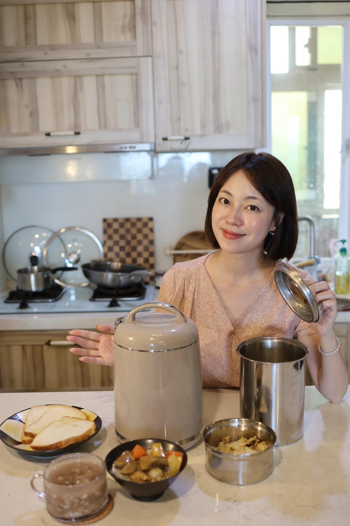 忙碌媽媽的料理救星|GOLDEN FIRE 火牌燜燒鍋 開箱 忙碌媽媽的料理救星|GOLDEN FIRE 火牌燜燒鍋 開箱