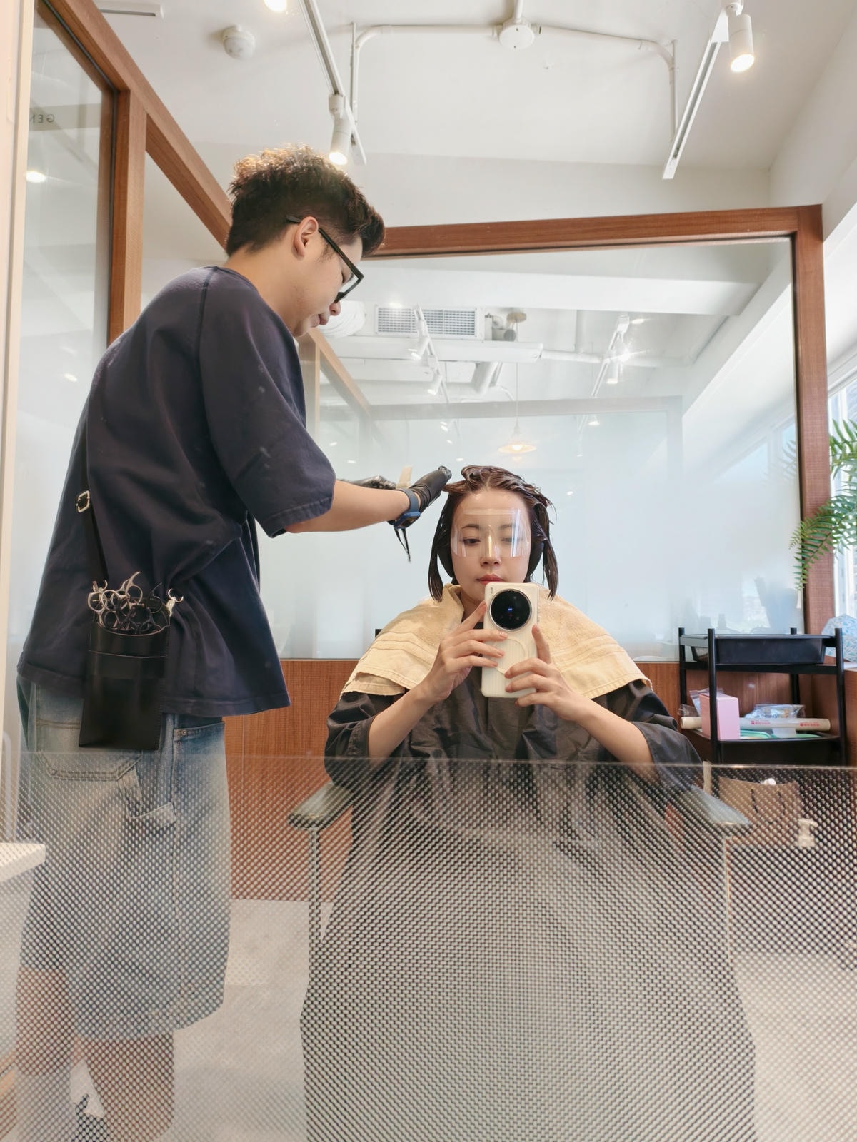 【海倫愛美】台北中山區 馬克老師設計師 縮毛矯正燙和染髮心得 【海倫愛美】台北中山區 馬克老師設計師 縮毛矯正燙和染髮心得