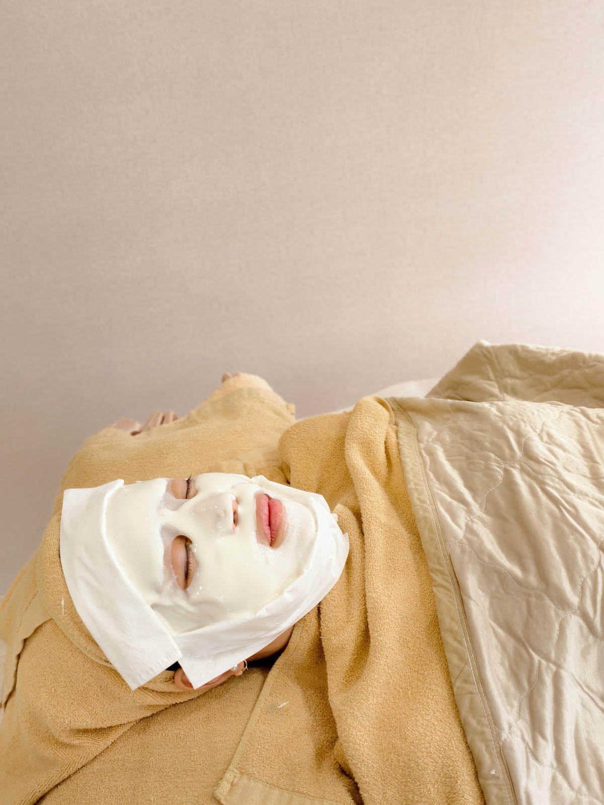 【海倫愛美】夏日肌膚清爽小心機|奈思診所 Naiss Cli 【海倫愛美】夏日肌膚清爽小心機|奈思診所 Naiss Cli