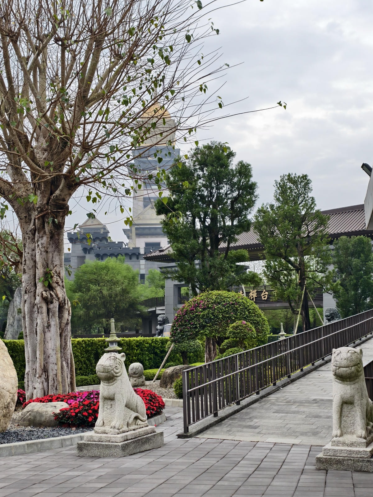 【南投親子景點推薦】中台世界博物館木雕分館｜佛教神奇寶貝特展
