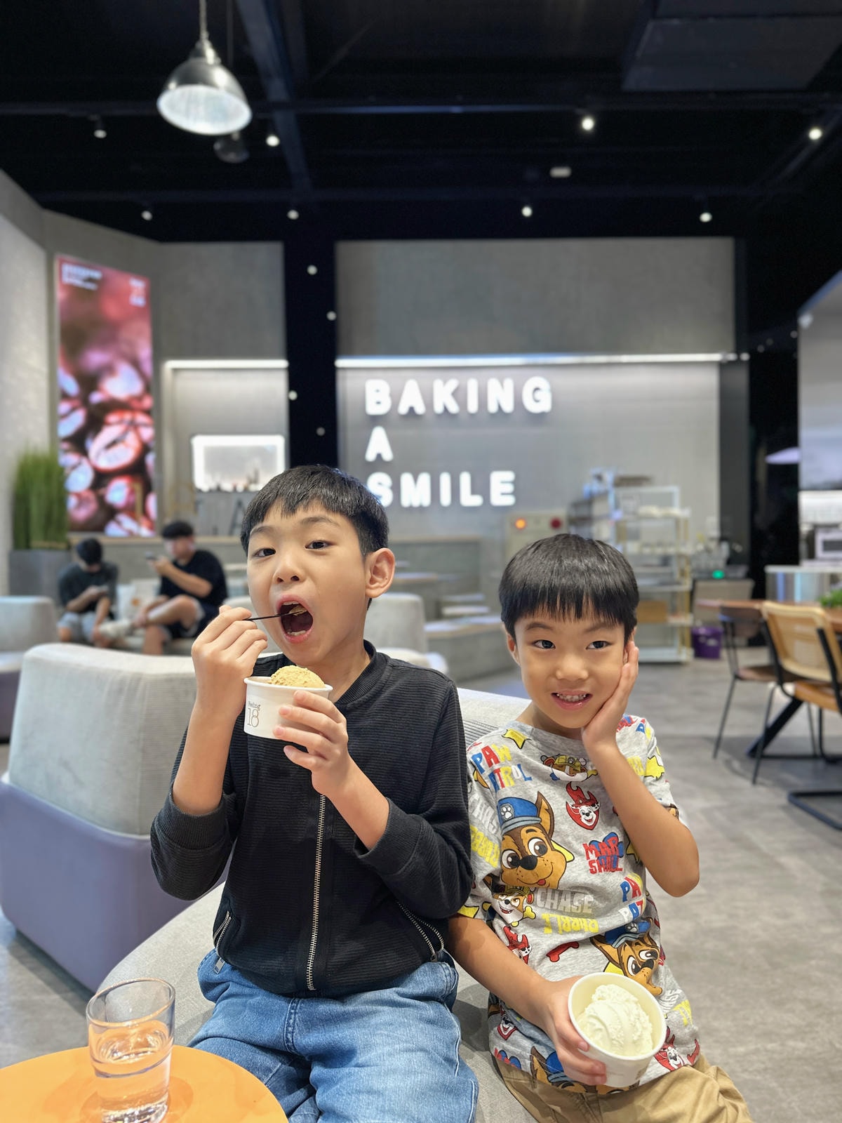 【南投美食】生吐司和千層蛋塔都太美味！『Feeling18-