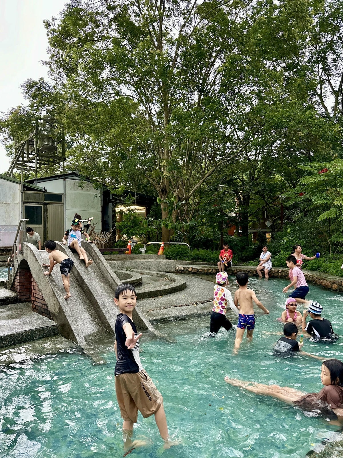 【南投景點】免費玩天然泉水『桃米親水公園』