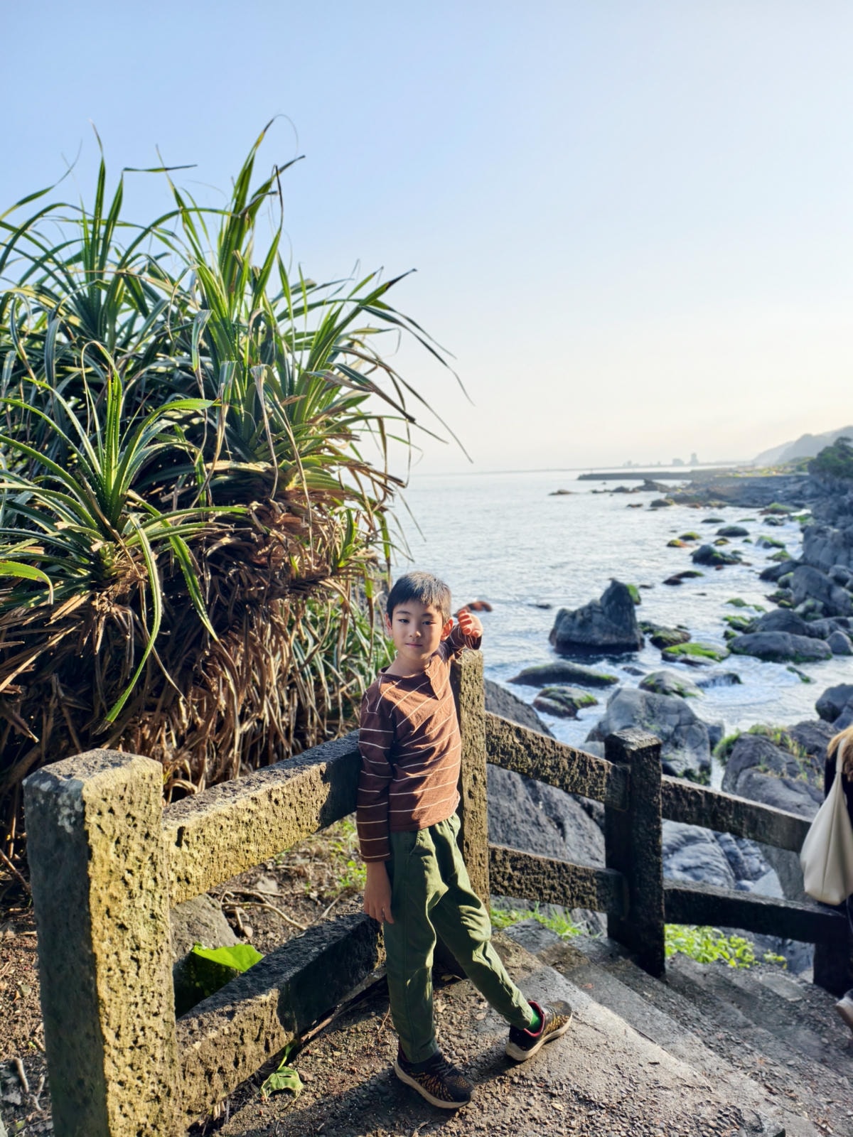 【宜蘭景點】『北關一線天』鬼斧神工海蝕奇景,親子必遊秘境! 【宜蘭景點】『北關一線天』鬼斧神工海蝕奇景,親子必遊秘境!