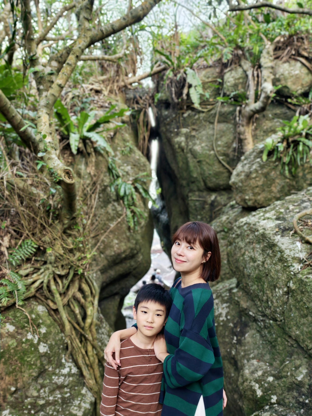 【宜蘭景點】『北關一線天』鬼斧神工海蝕奇景,親子必遊秘境! 【宜蘭景點】『北關一線天』鬼斧神工海蝕奇景,親子必遊秘境!