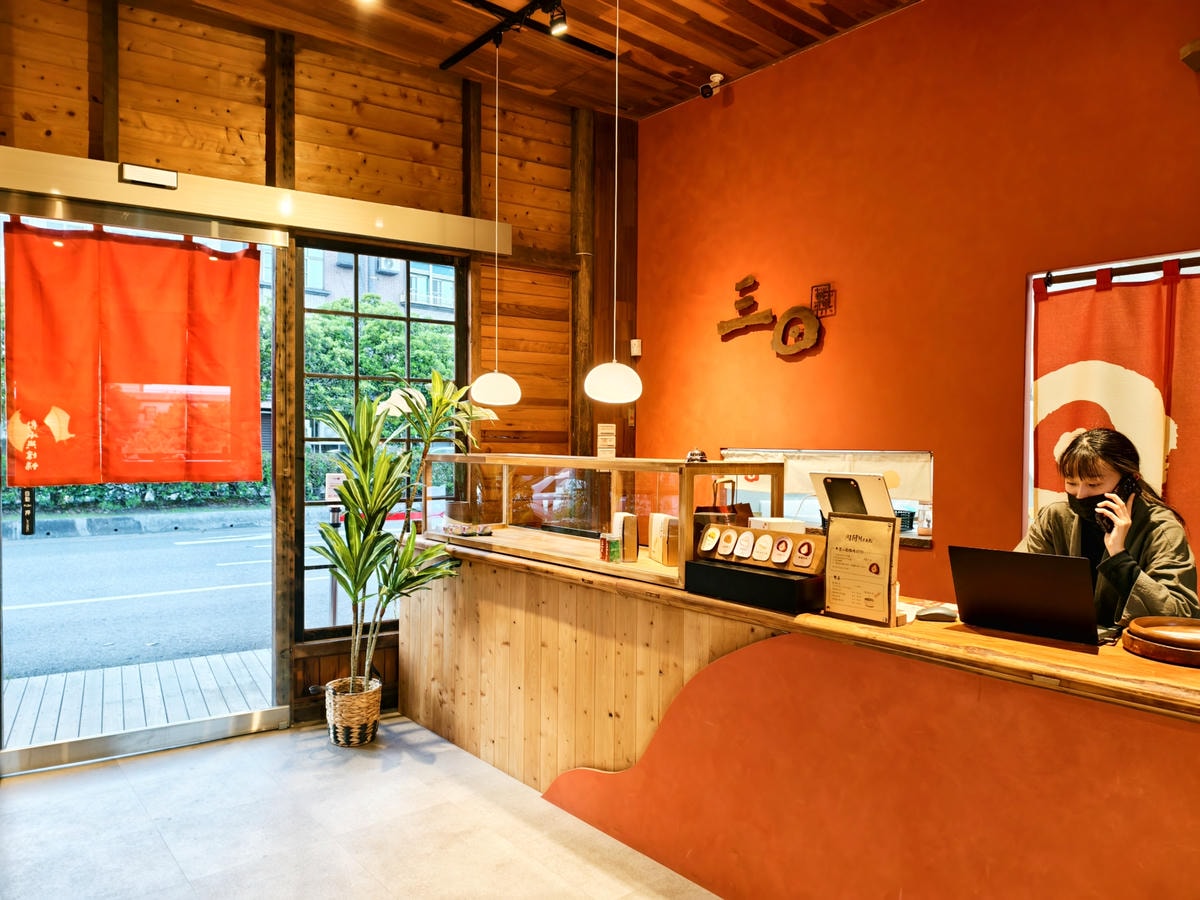 【宜蘭美食】宜蘭頭城新開幕!邊看火車邊吃日式大福『三日和菓 【宜蘭美食】宜蘭頭城新開幕!邊看火車邊吃日式大福『三日和菓