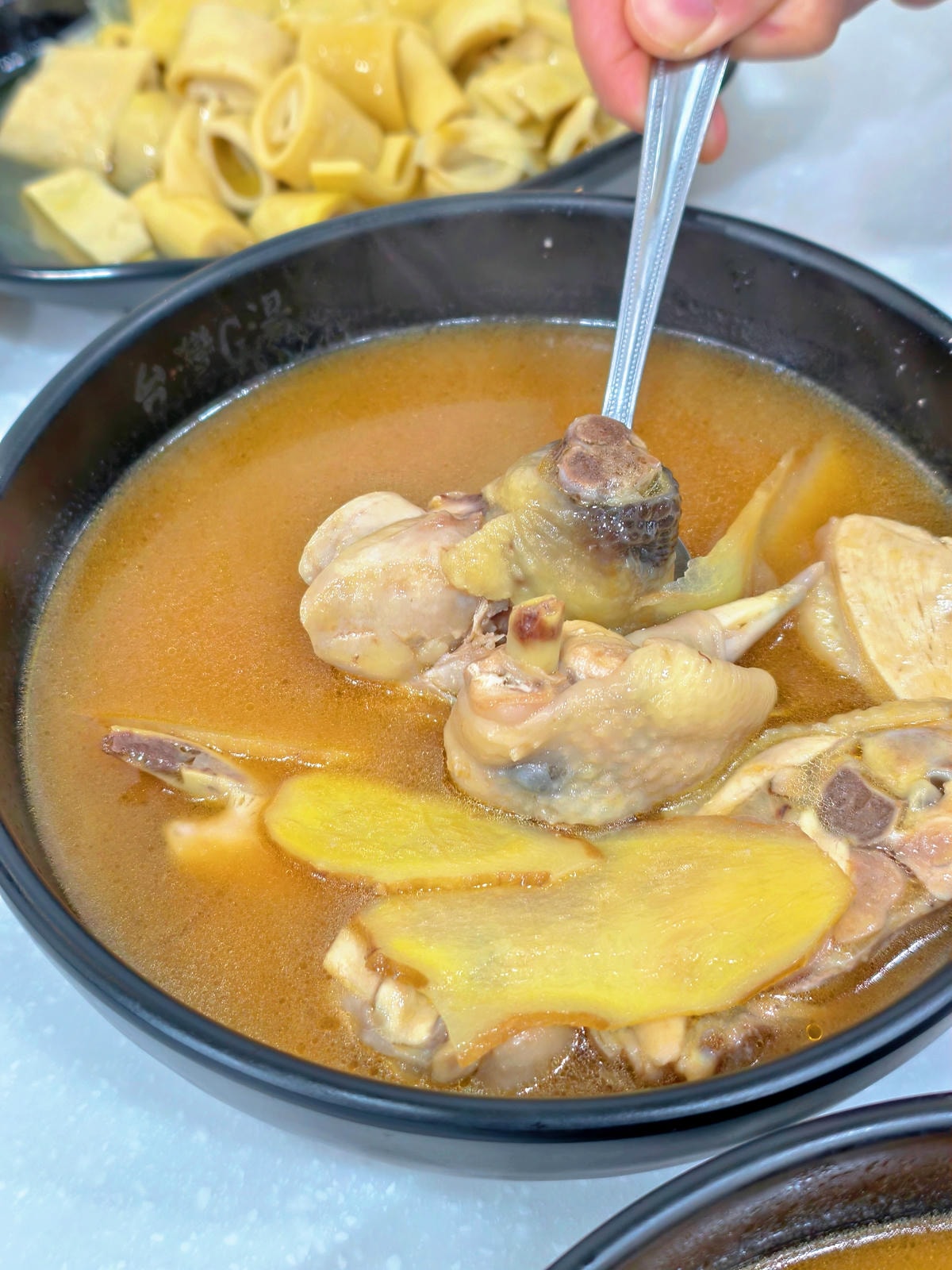 【淡水總店】台灣G湯YOUNG SOUP,鮮煮料足太滿足!冷 【淡水總店】台灣G湯YOUNG SOUP,鮮煮料足太滿足!冷