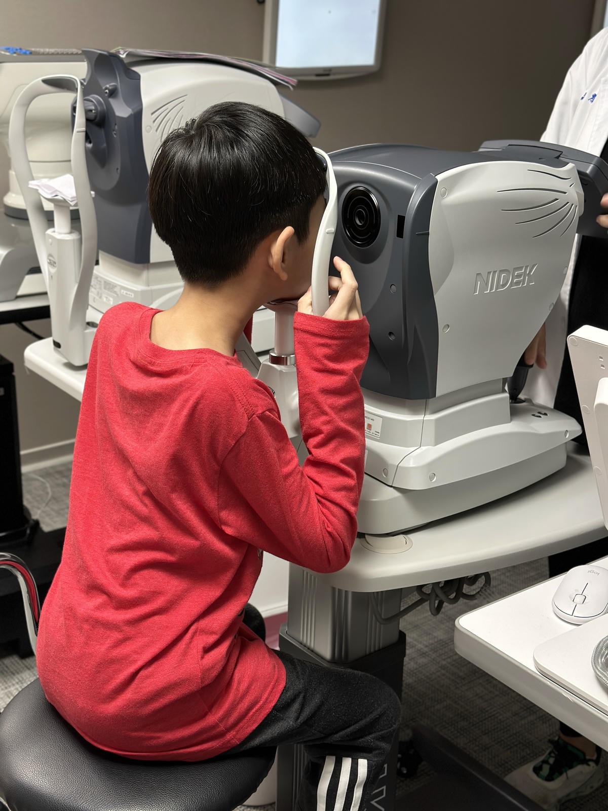 【小孩近視要控制】兒童近視控制「學童近視專用日拋」配戴半年心 【小孩近視要控制】兒童近視控制「學童近視專用日拋」配戴半年心