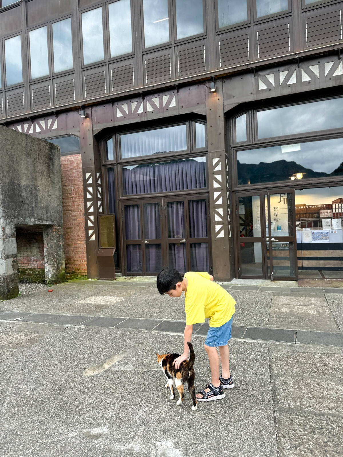 【新北景點】百年礦車體驗『猴硐礦坑休閒園區』沿途玩貓村 【新北景點】百年礦車體驗『猴硐礦坑休閒園區』沿途玩貓村