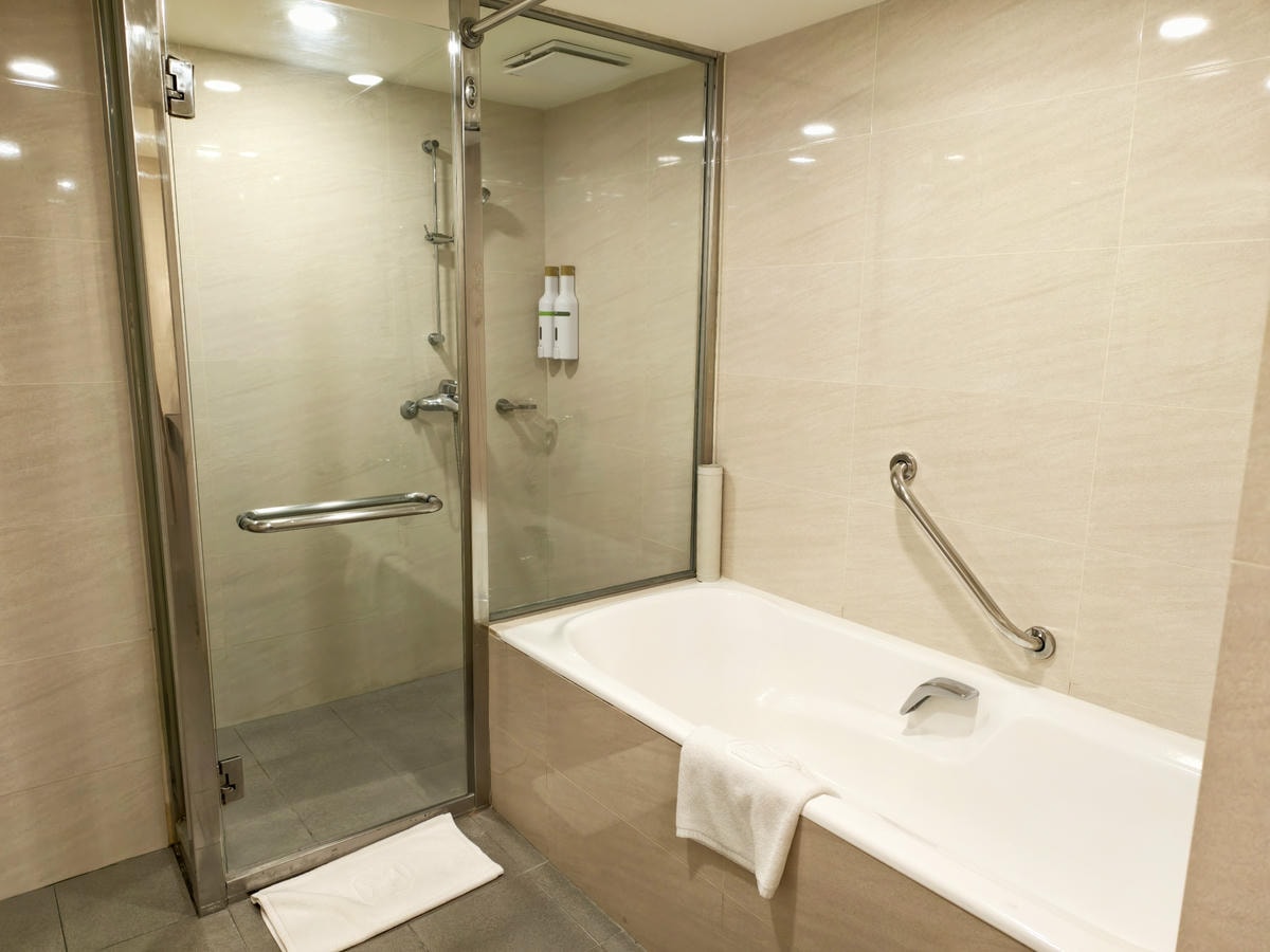 【台中住宿】草悟道生活圈『全國大飯店』附近有國立科博館、勤美 【台中住宿】草悟道生活圈『全國大飯店』附近有國立科博館、勤美