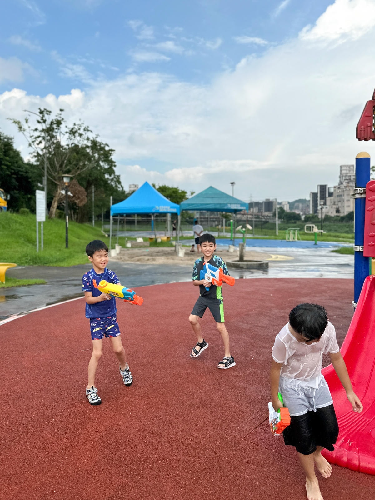 【新北景點】2024免費暑假戲水公園，汐止『星際遊戲場水星戲