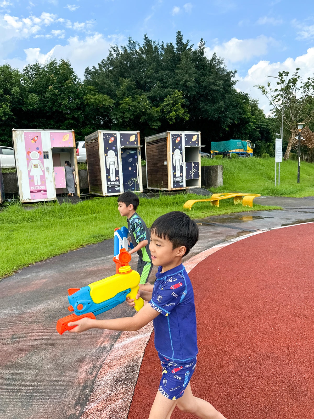 【新北景點】2024免費暑假戲水公園，汐止『星際遊戲場水星戲