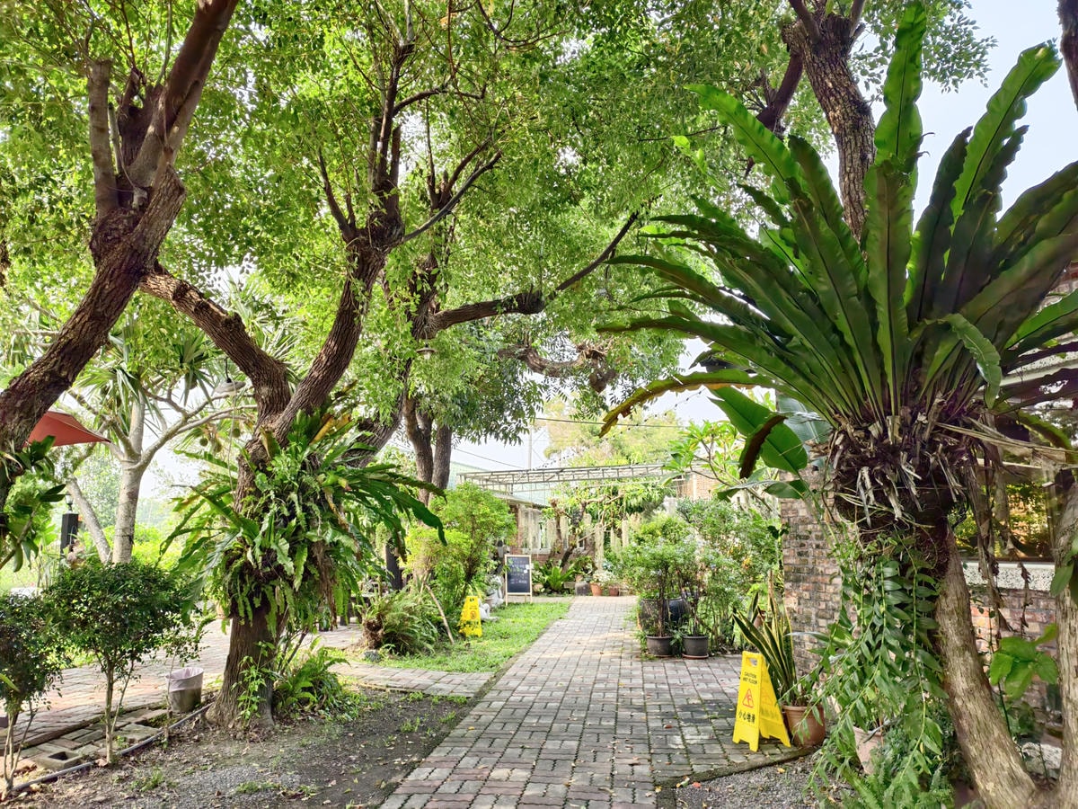 【屏東餐廳】枋寮的海邊往墾丁和南迴公路的路線，庭園式餐廳『香