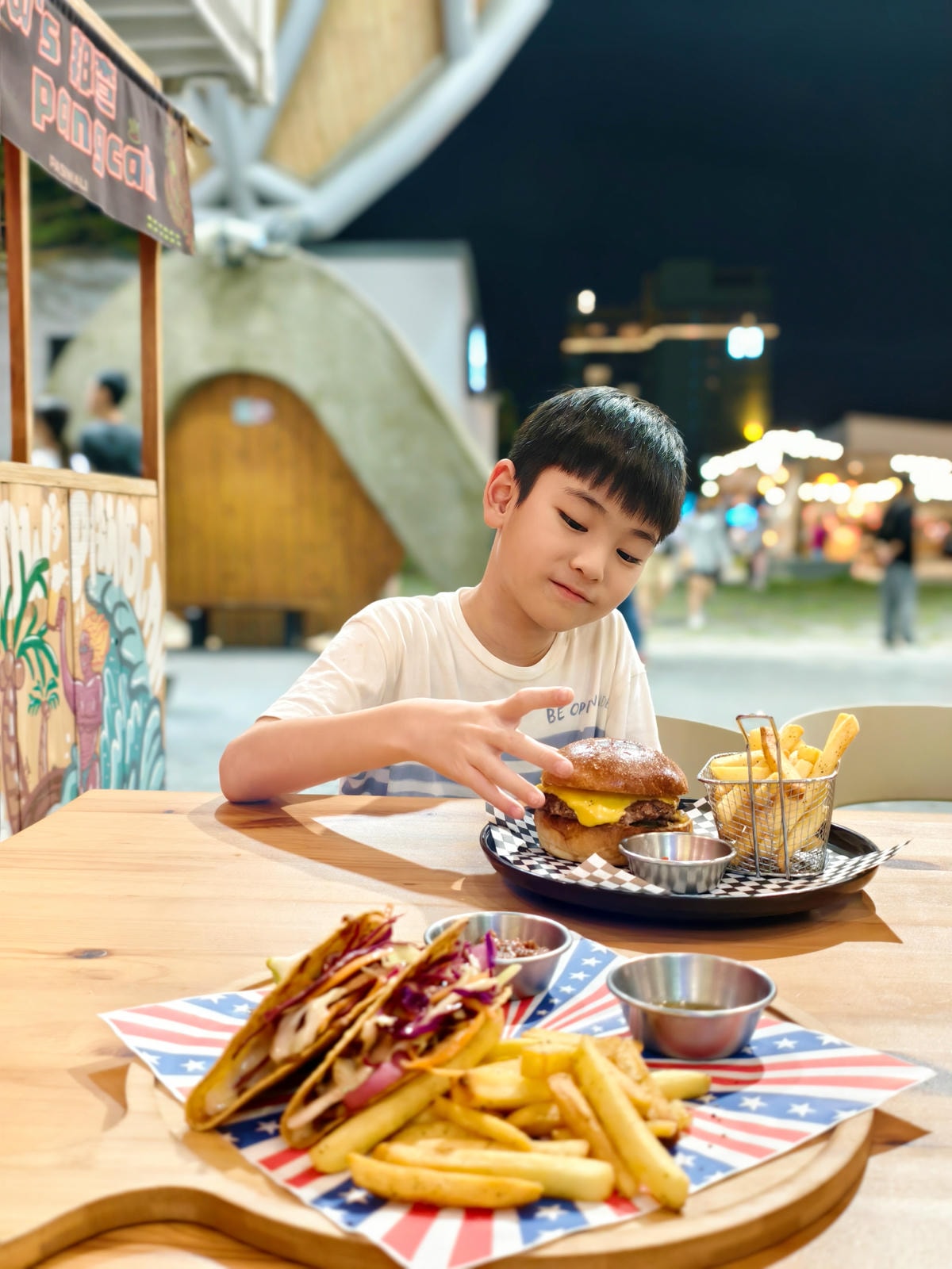 【2024台東鐵花燈之祭】極地童話，台東鐵花新聚落（鐵花村）