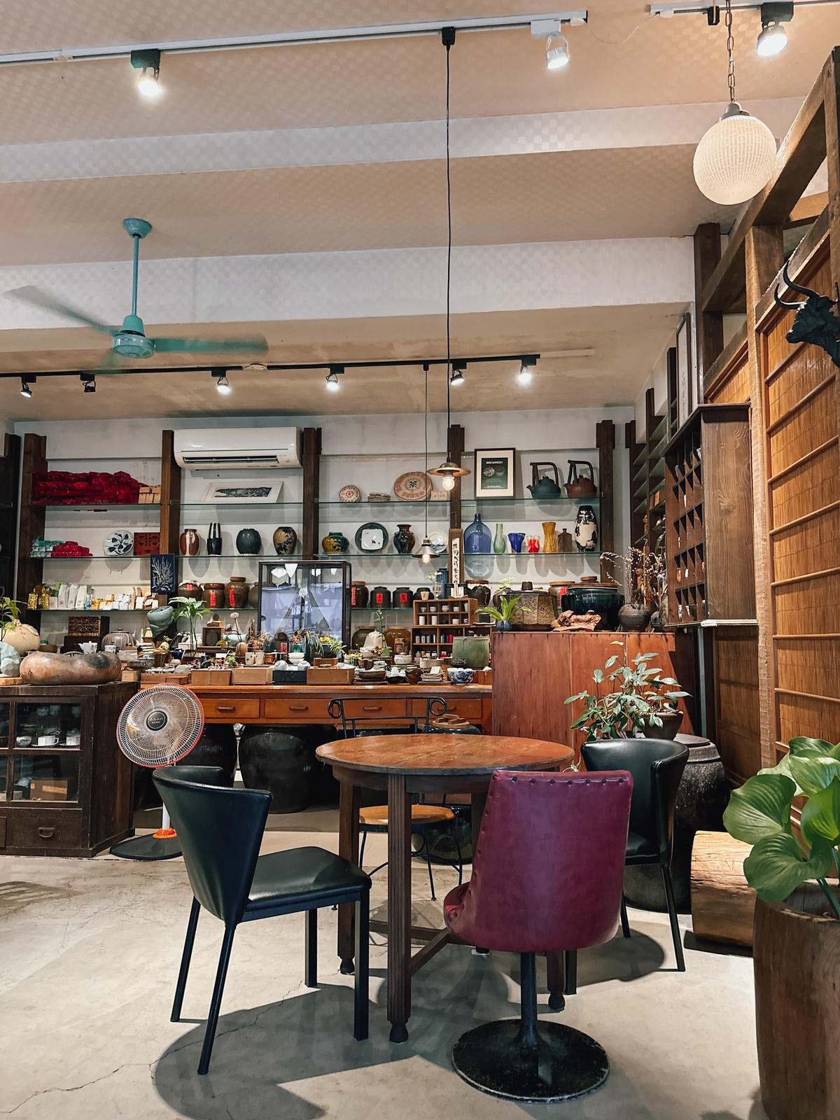 【宜蘭咖啡廳】鐵道咖啡,供應飯糰鹹食,閱讀區不無聊『捌㡯珈琲 【宜蘭咖啡廳】鐵道咖啡,供應飯糰鹹食,閱讀區不無聊『捌㡯珈琲