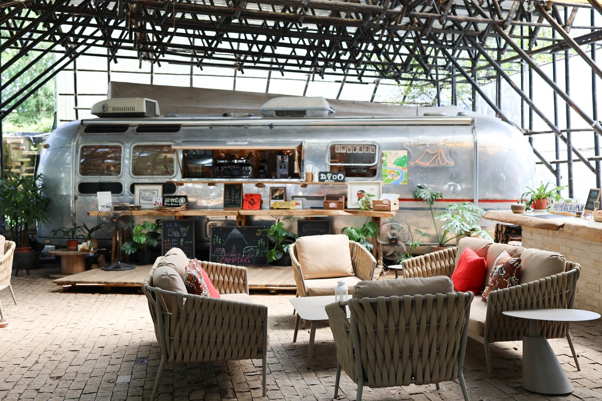 【苗栗豪華露營】苗栗卓蘭『橘舍三食』入住Airstream 