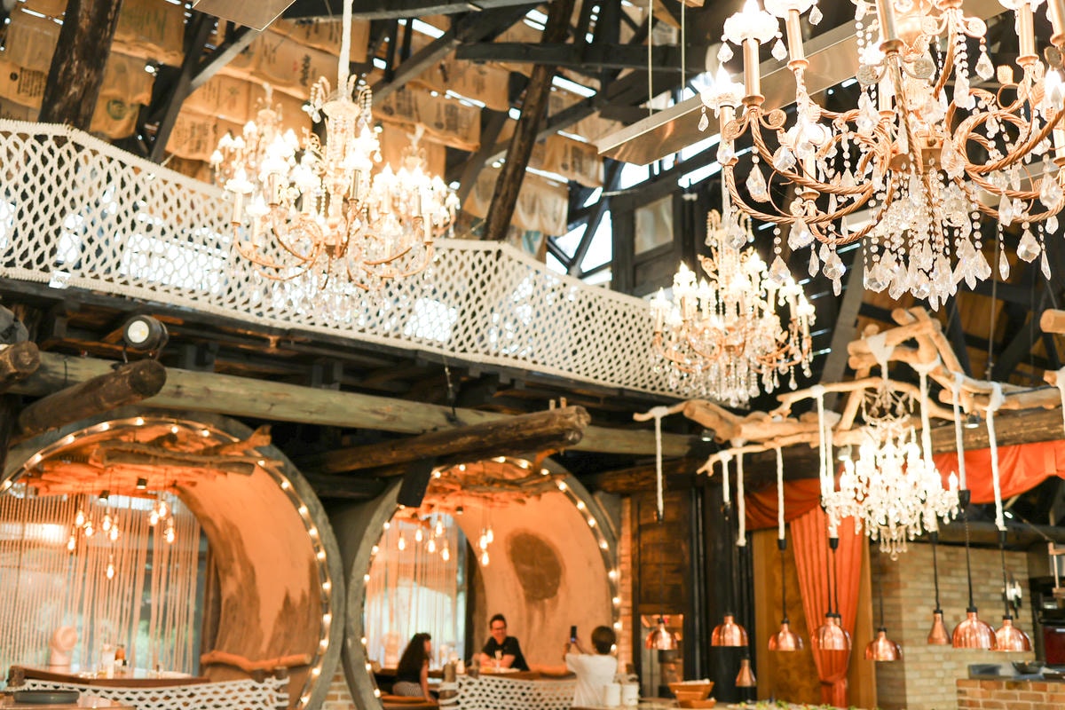 【苗栗豪華露營】苗栗卓蘭『橘舍三食』入住Airstream 