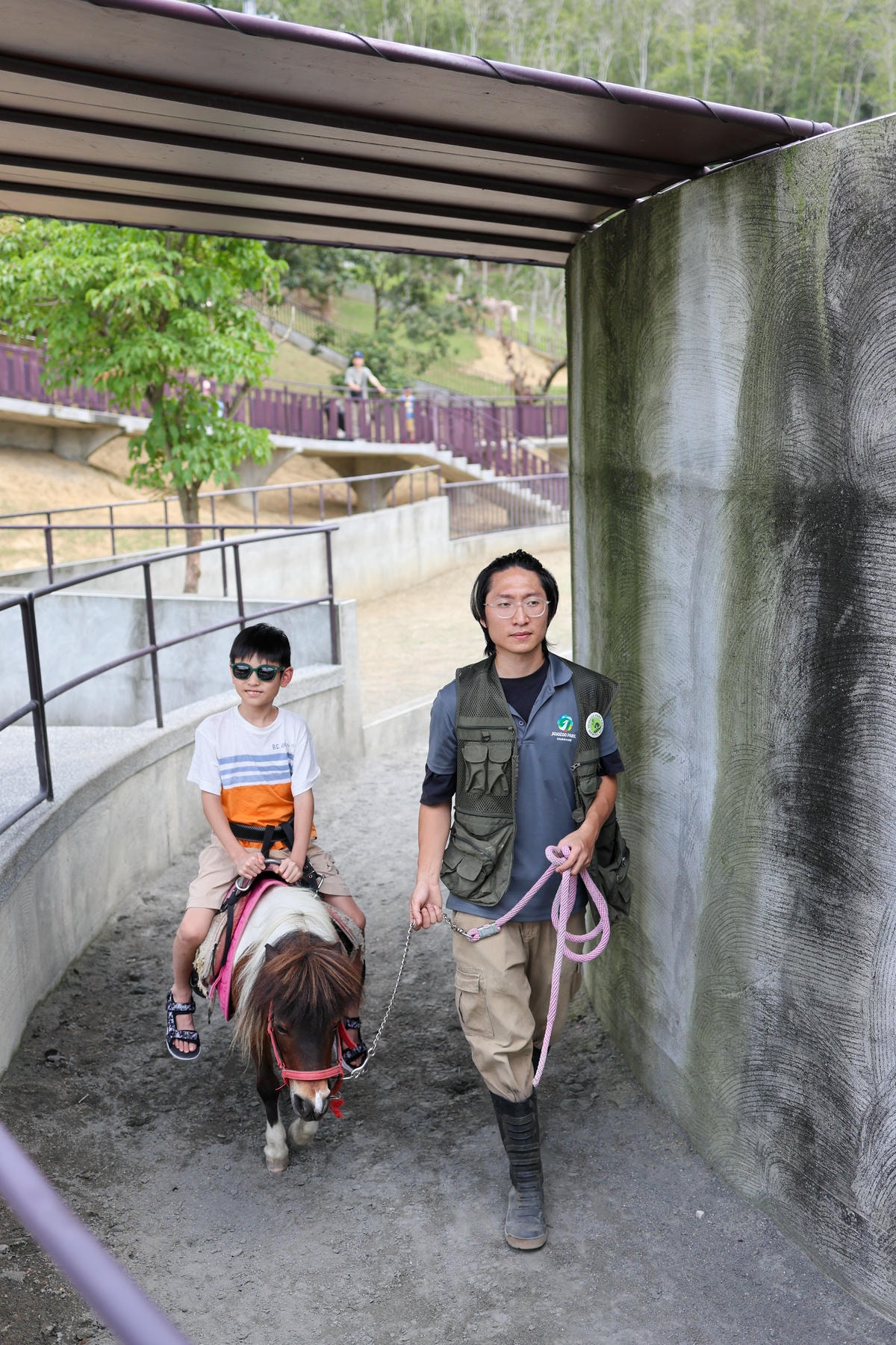 【南投景點】中部唯一大型動物鳥禽樂園『九九峰動物樂園』和恐龍
