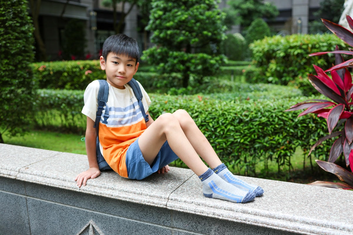 【好物推薦】平價好穿，兒童襪 親子襪 運動襪一家人喜歡的『F