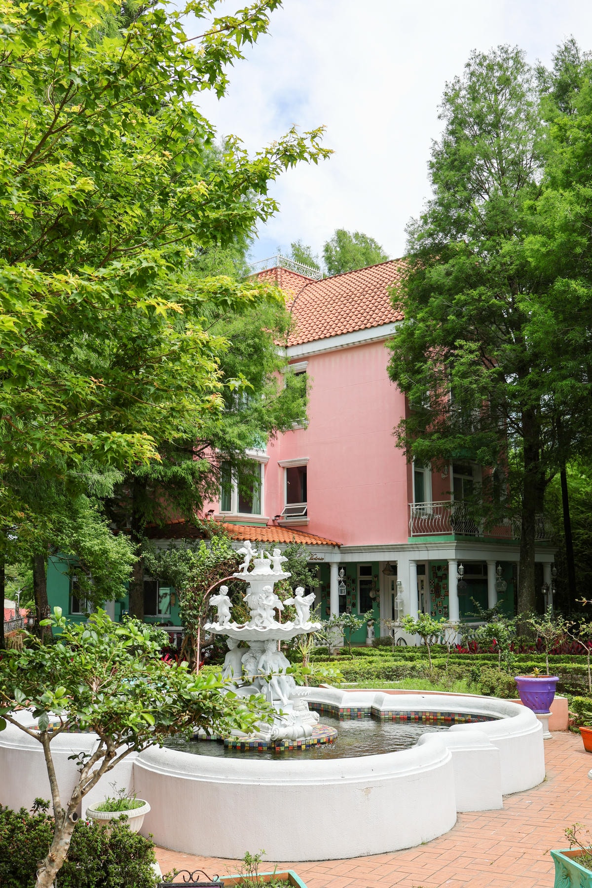 【南投埔里住宿】置身歐洲，公主的秘密花園『歐莉葉荷城堡』