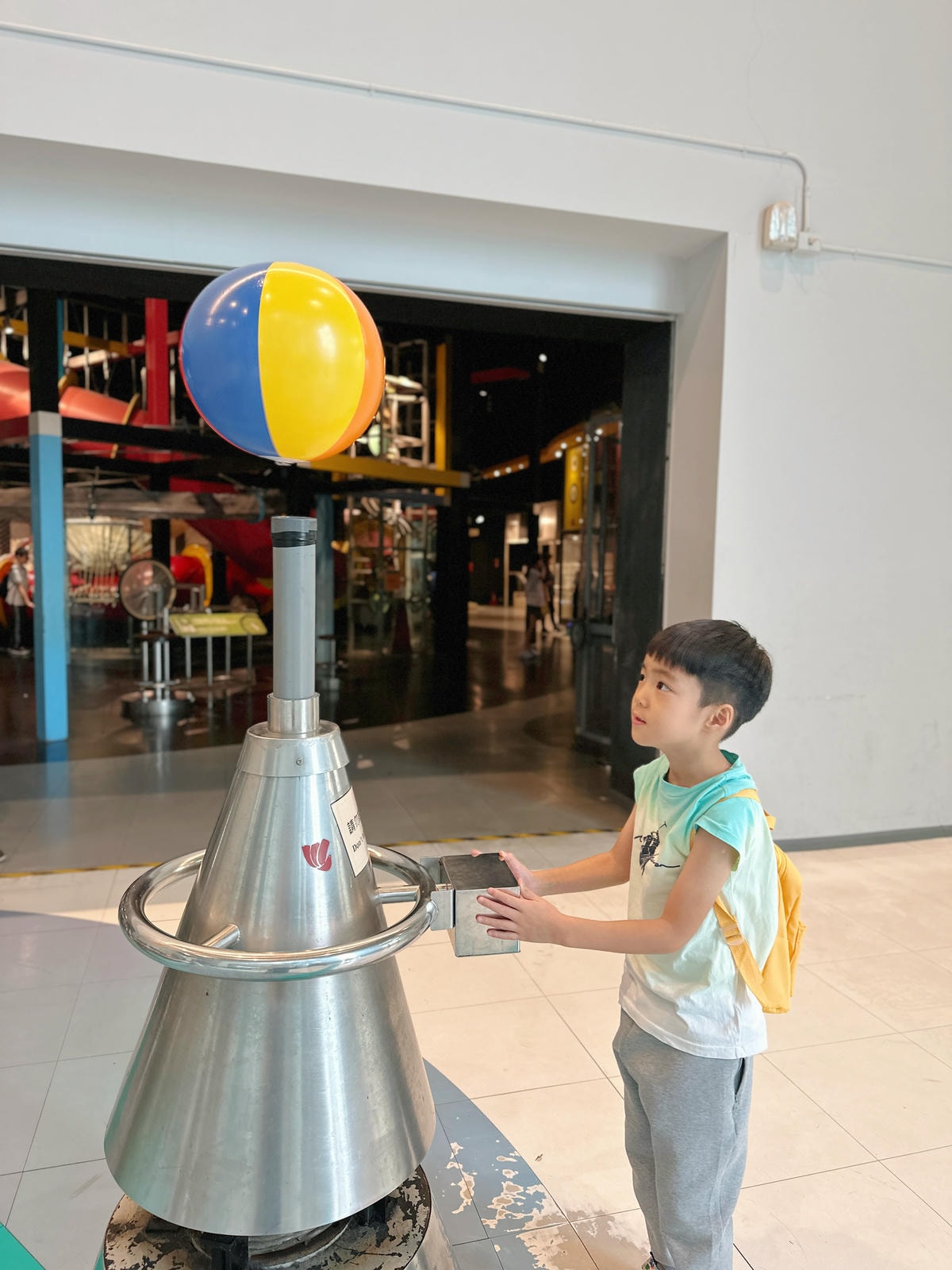 【台北景點】士林科教館『國立臺灣科學教育館』雨天備案,銅板價 【台北景點】士林科教館『國立臺灣科學教育館』雨天備案,銅板價