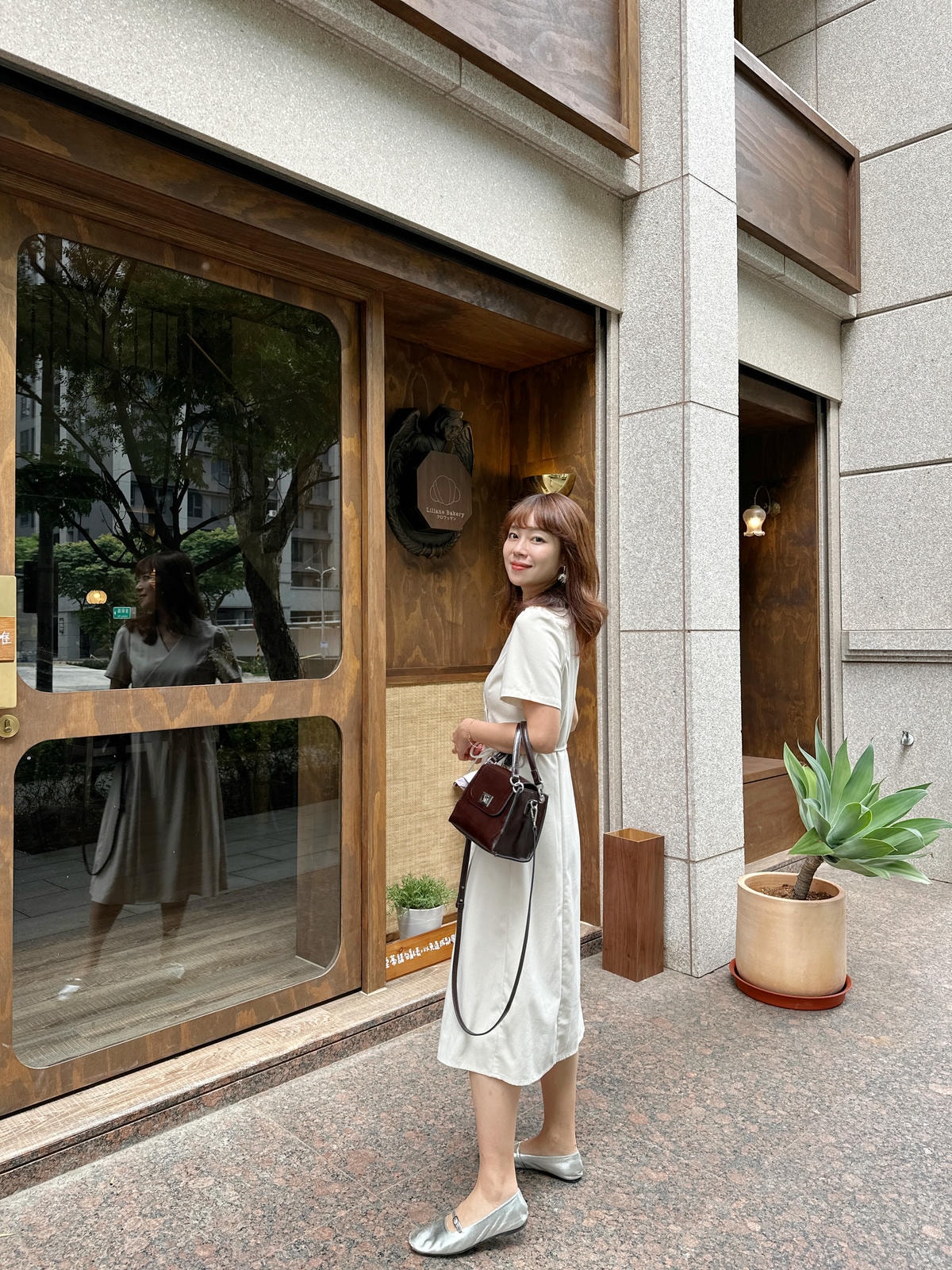 【新北咖啡廳】免費網路和插座,林口 『Lilliane Ba