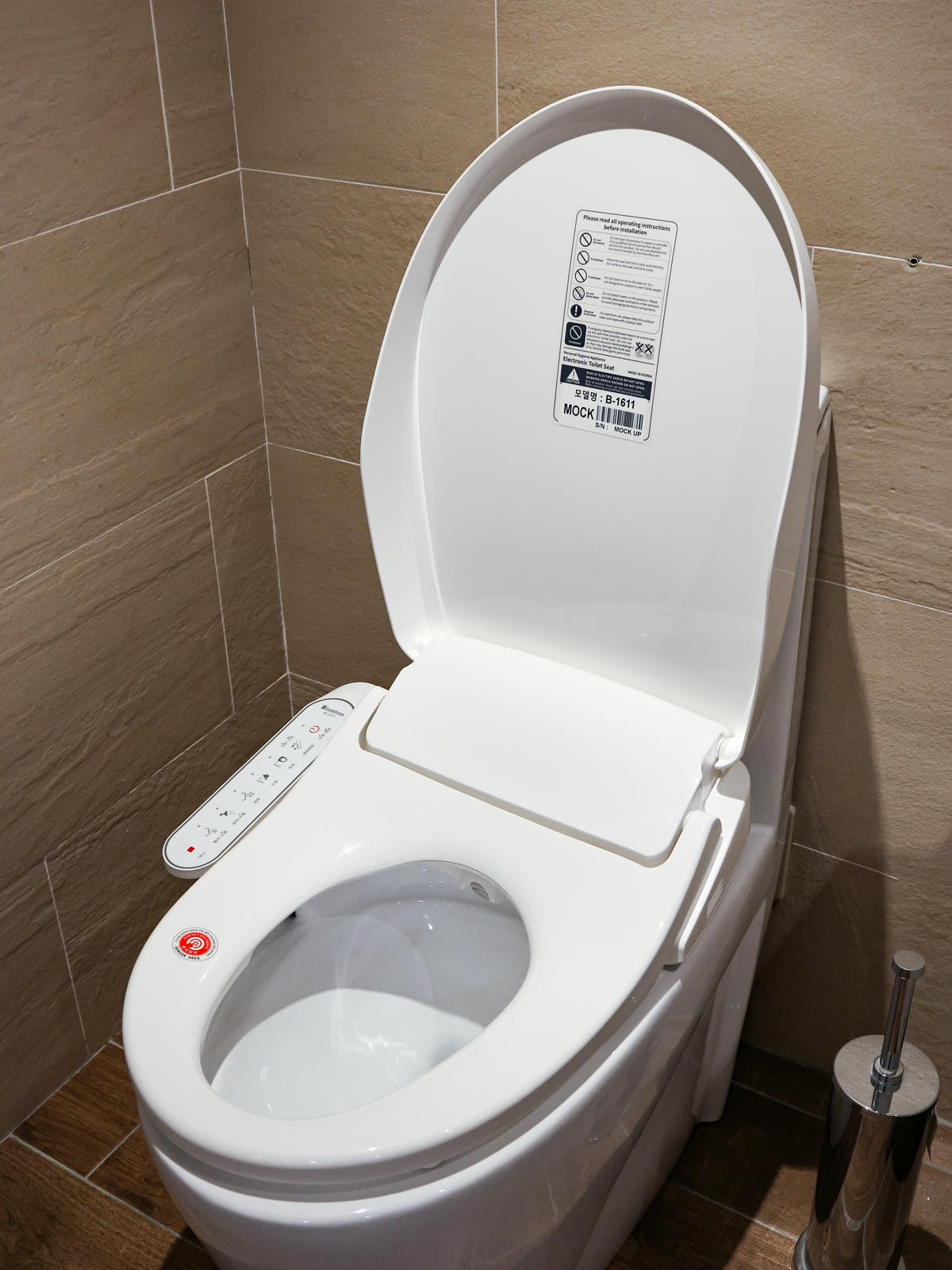 衛浴新享受!badeboss 瞬熱式溫水洗淨 智能馬桶蓋 衛浴新享受!badeboss 瞬熱式溫水洗淨 智能馬桶蓋