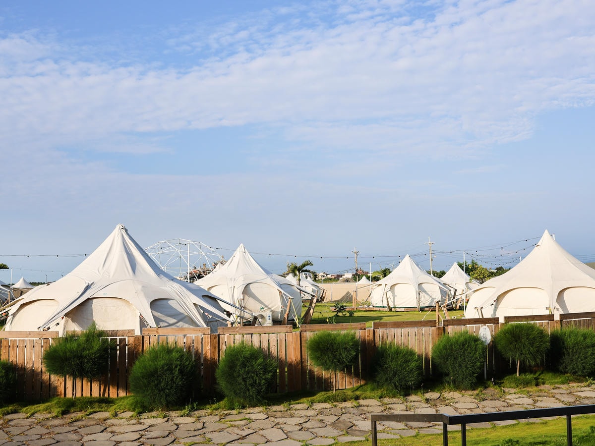 [親子住宿-台中]夕陽相伴豪華露營！全台唯一濕地露營，台中高
