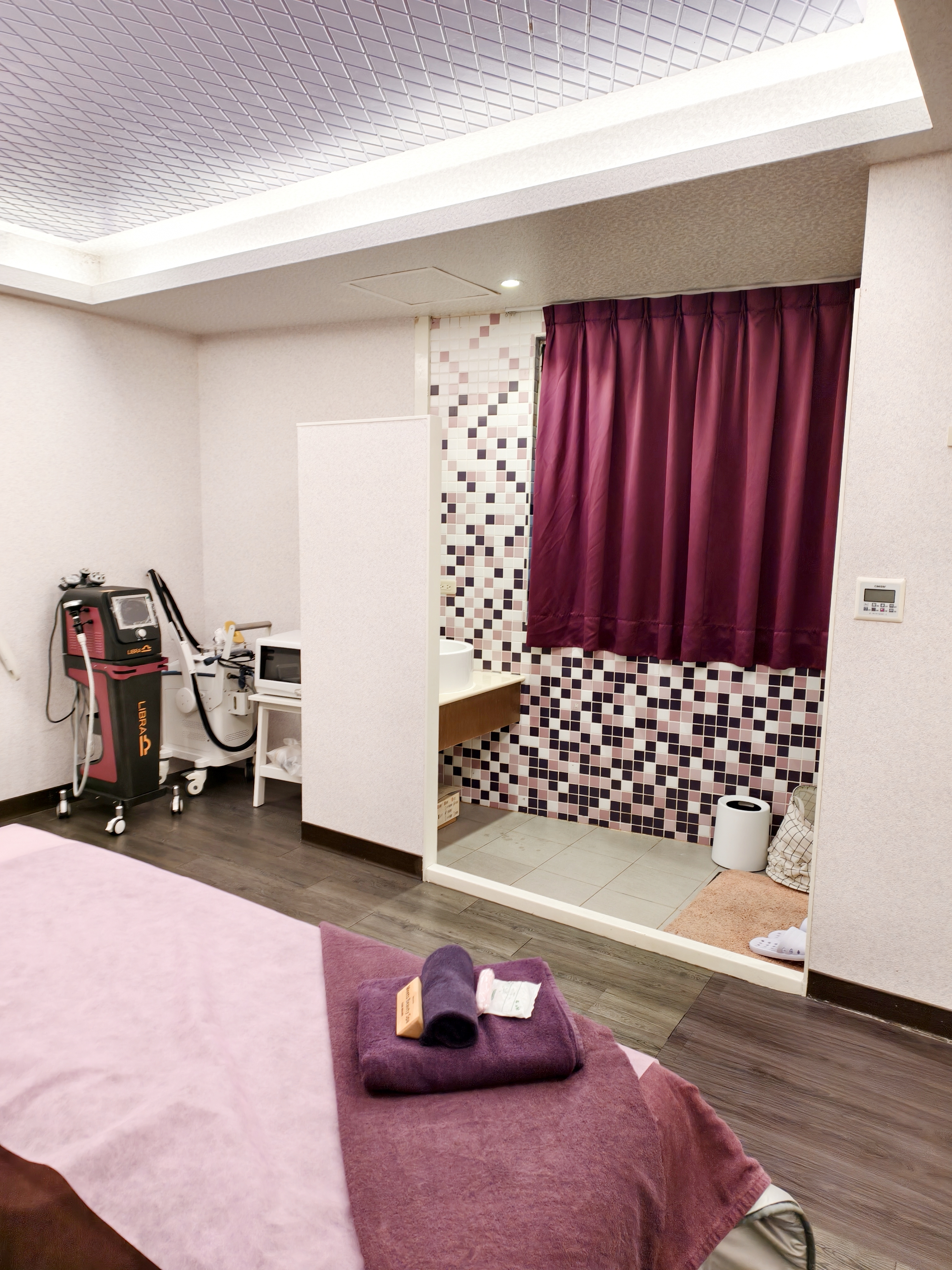 《新莊SPA推薦》媄麗有約SPA美妍館|精油占卜+深層按摩+體雕+岩盤浴,一次舒壓好舒服 - 第12張圖 《新莊SPA推薦》媄麗有約SPA美妍館|精油占卜+深層按摩+體雕+岩盤浴,一次舒壓好舒服