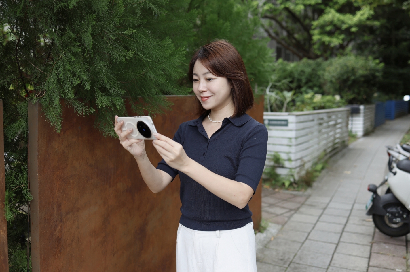 《把藝術搬進我的客廳!在〈藝享智居生活圈〉裡,找到媽媽也能享受的藝文自由》 - 第12張圖 《把藝術搬進我的客廳!在〈藝享智居生活圈〉裡,找到媽媽也能享受的藝文自由》