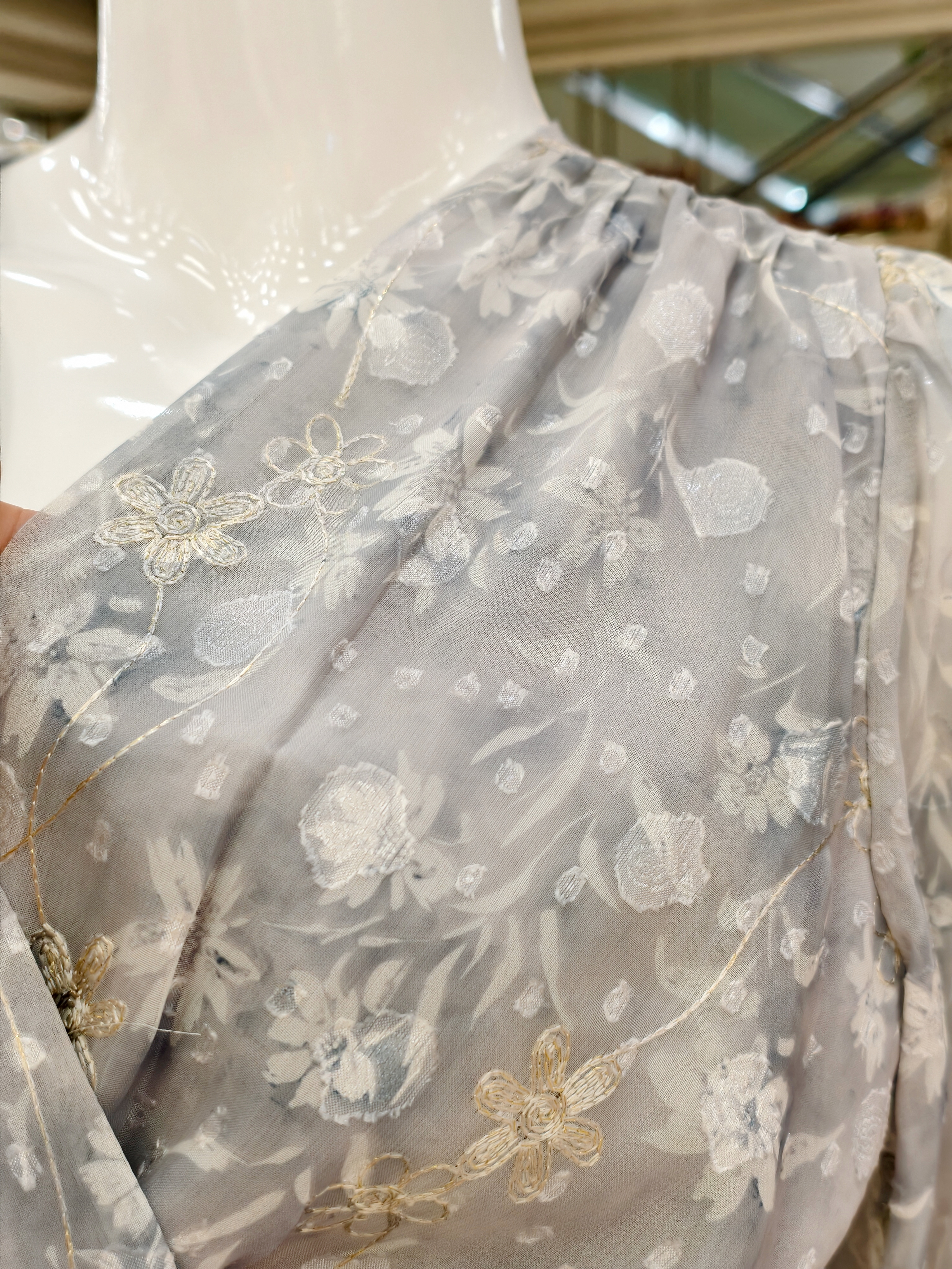 正式洋裝哪裡買?推薦Quentina韓系服飾變身韓劇女主角,小香風、法式浪漫、韓系小清新多種風格好穿搭,最新板橋遠百中山店快閃好康(滿額送好禮) - 第11張圖 正式洋裝哪裡買?推薦Quentina韓系服飾變身韓劇女主角,小香風、法式浪漫、韓系小清新多種風格好穿搭,最新板橋遠百中山店快閃好康(滿額送好禮)