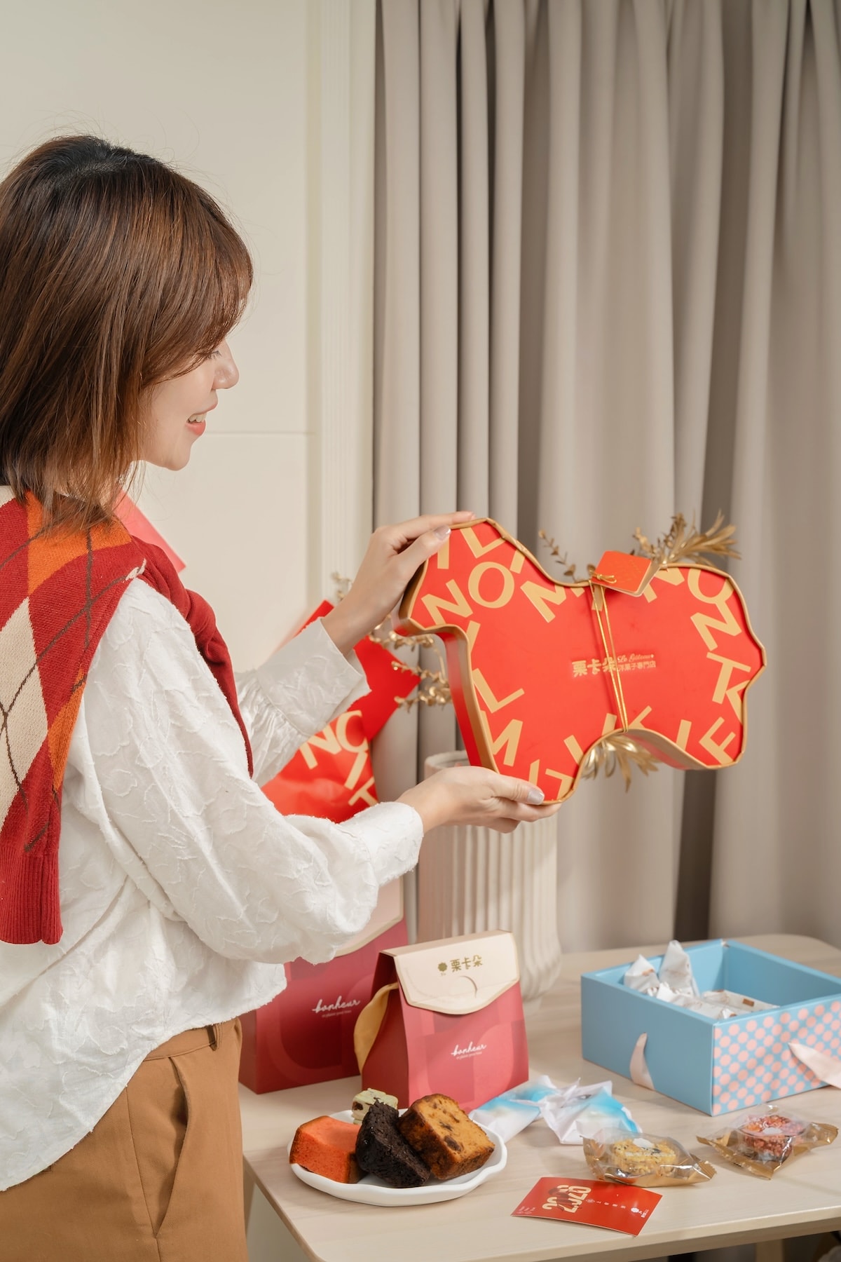 【2026 過年禮盒推薦】台南伴手禮『栗卡朵 Le Gateau 』年糖實吃心得，不黏牙手工年糖