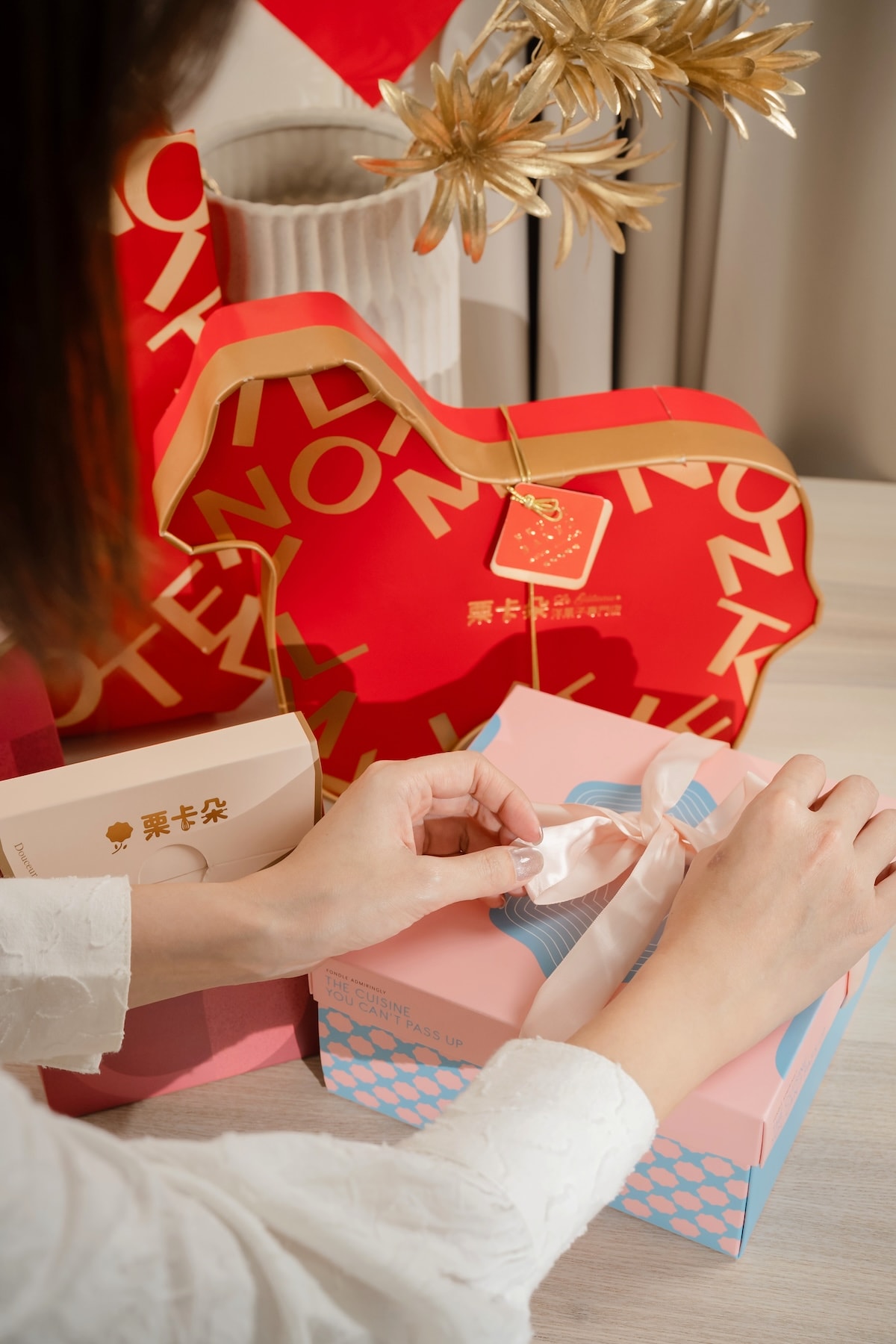 【2026 過年禮盒推薦】台南伴手禮『栗卡朵 Le Gateau 』年糖實吃心得，不黏牙手工年糖