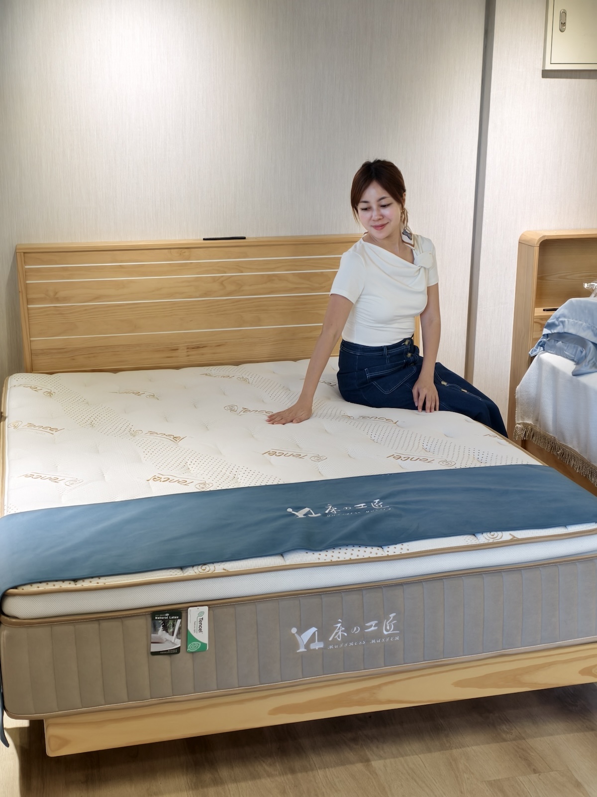【新北床墊推薦】床的工匠土城店探店心得!附停車場、涼爽冷氣吹到飽、專人親切介紹,挑選夢幻床墊與優質寢具首選 - 第12張圖 【新北床墊推薦】床的工匠土城店探店心得!附停車場、涼爽冷氣吹到飽、專人親切介紹,挑選夢幻床墊與優質寢具首選